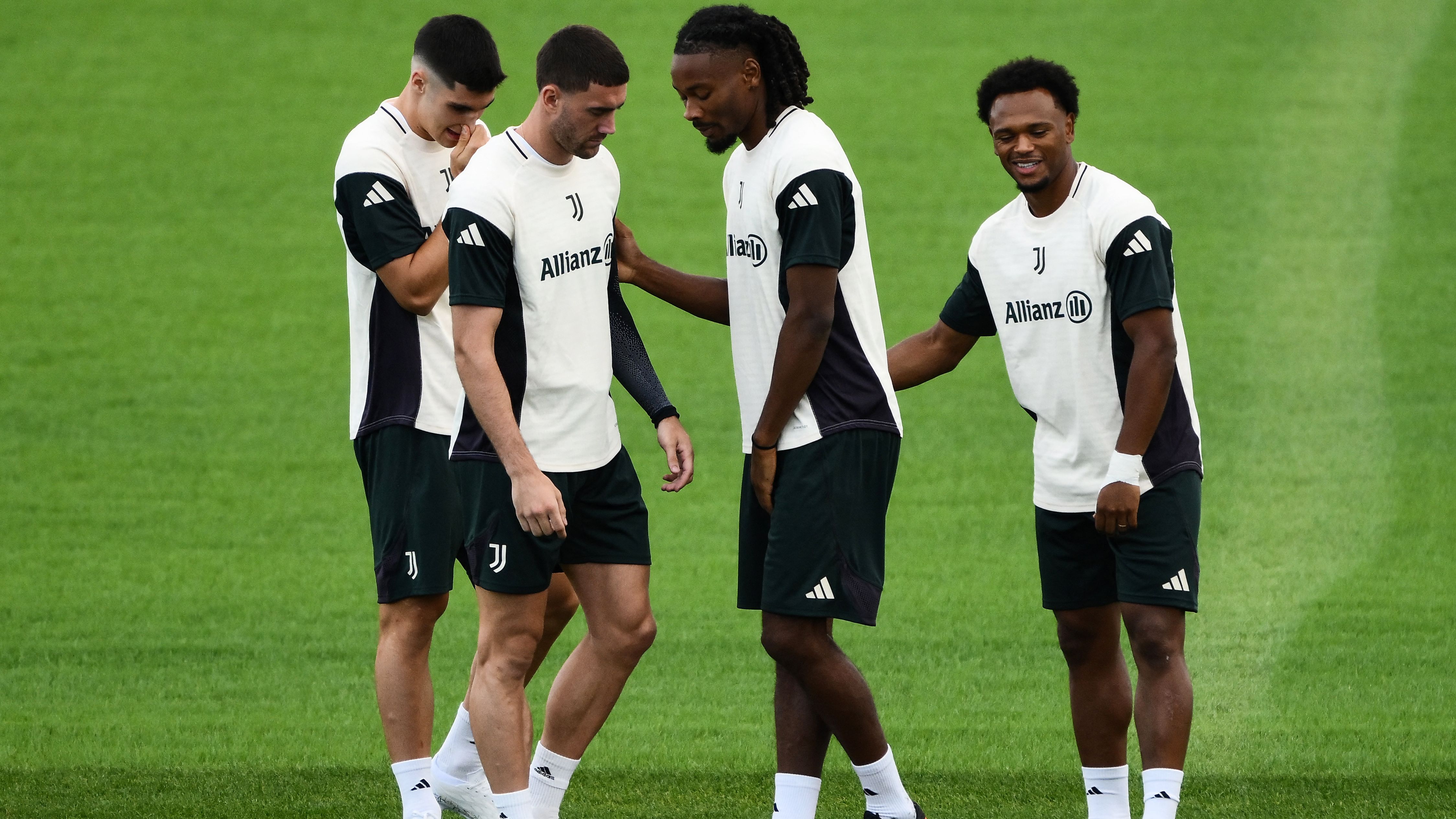 Juventus contra Milan en la Serie A: alineaciones y táctica en Turín