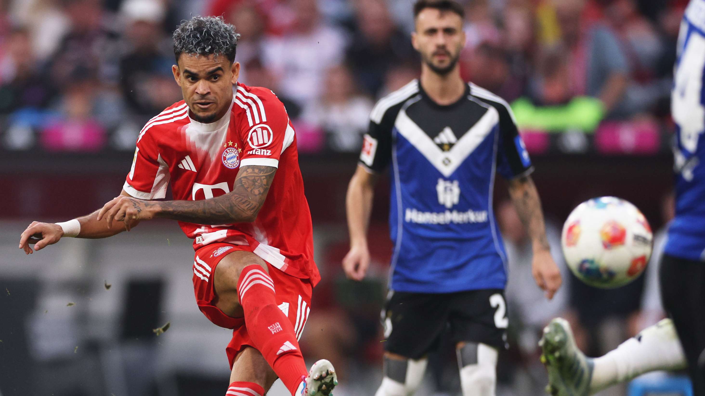 FC Bayern München v Hamburger SV - Bundesliga