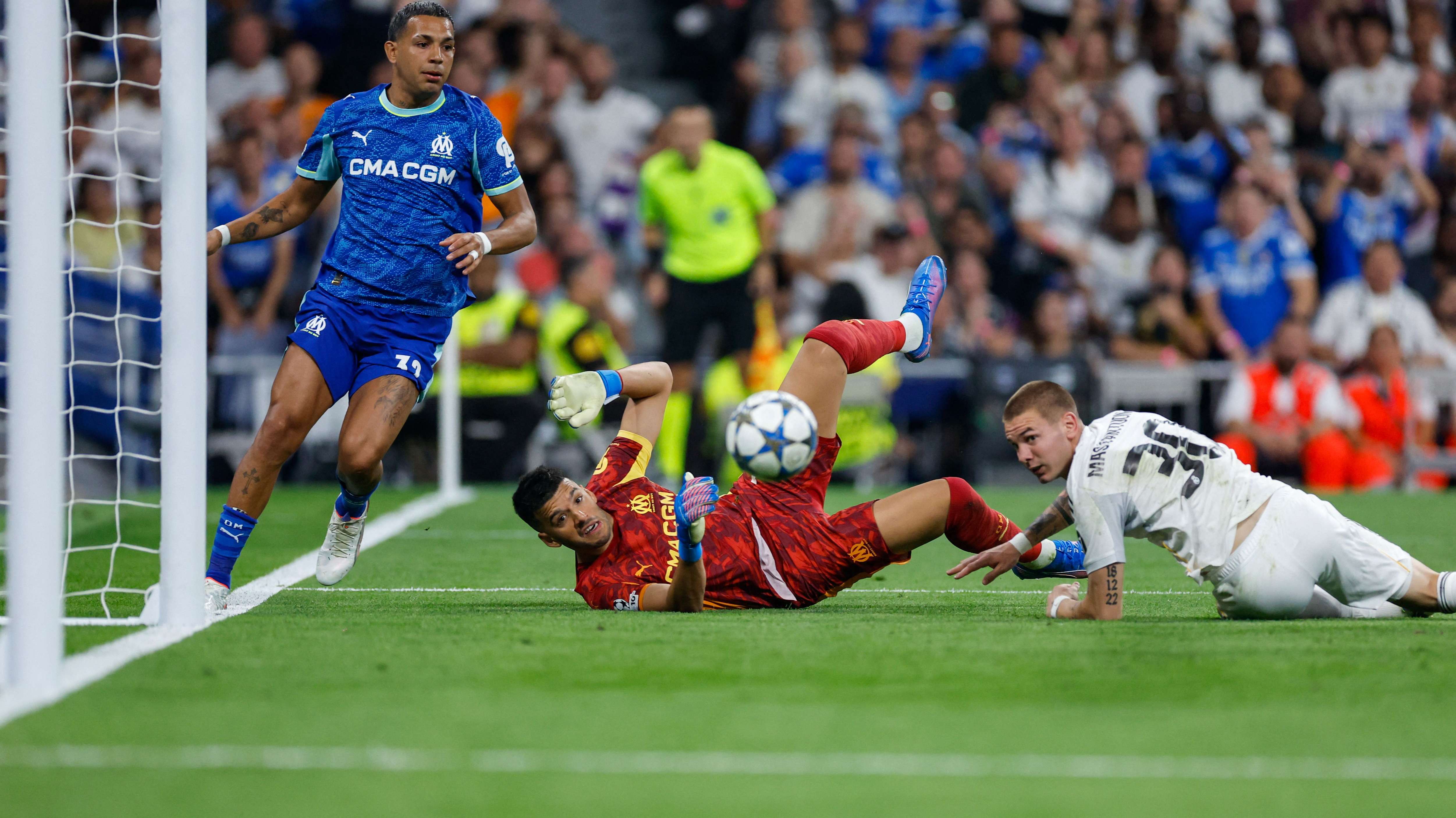 TOPSHOT-FBL-EUR-C1-REAL MADRID-MARSEILLE