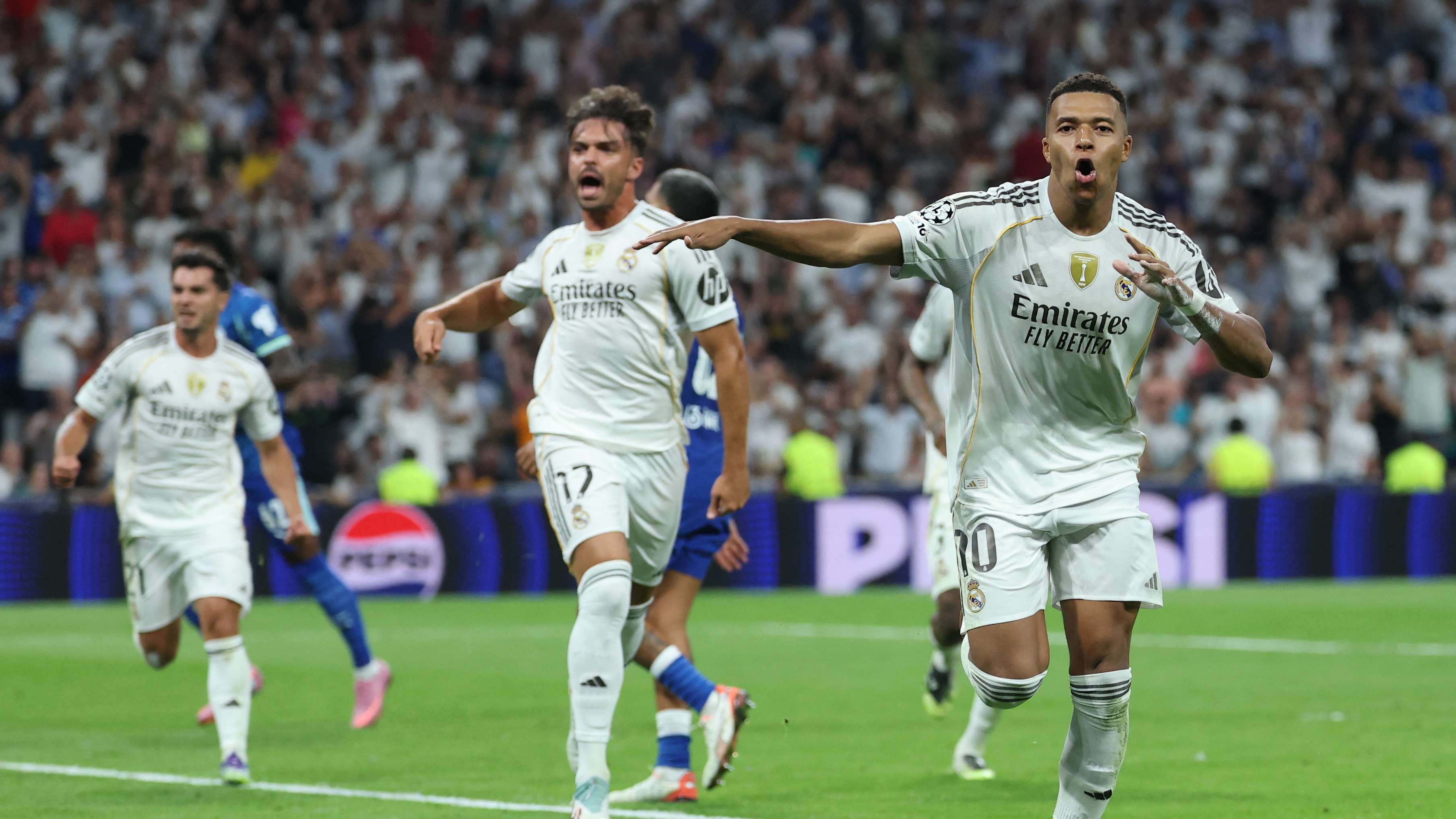 TOPSHOT-FBL-EUR-C1-REAL MADRID-MARSEILLE