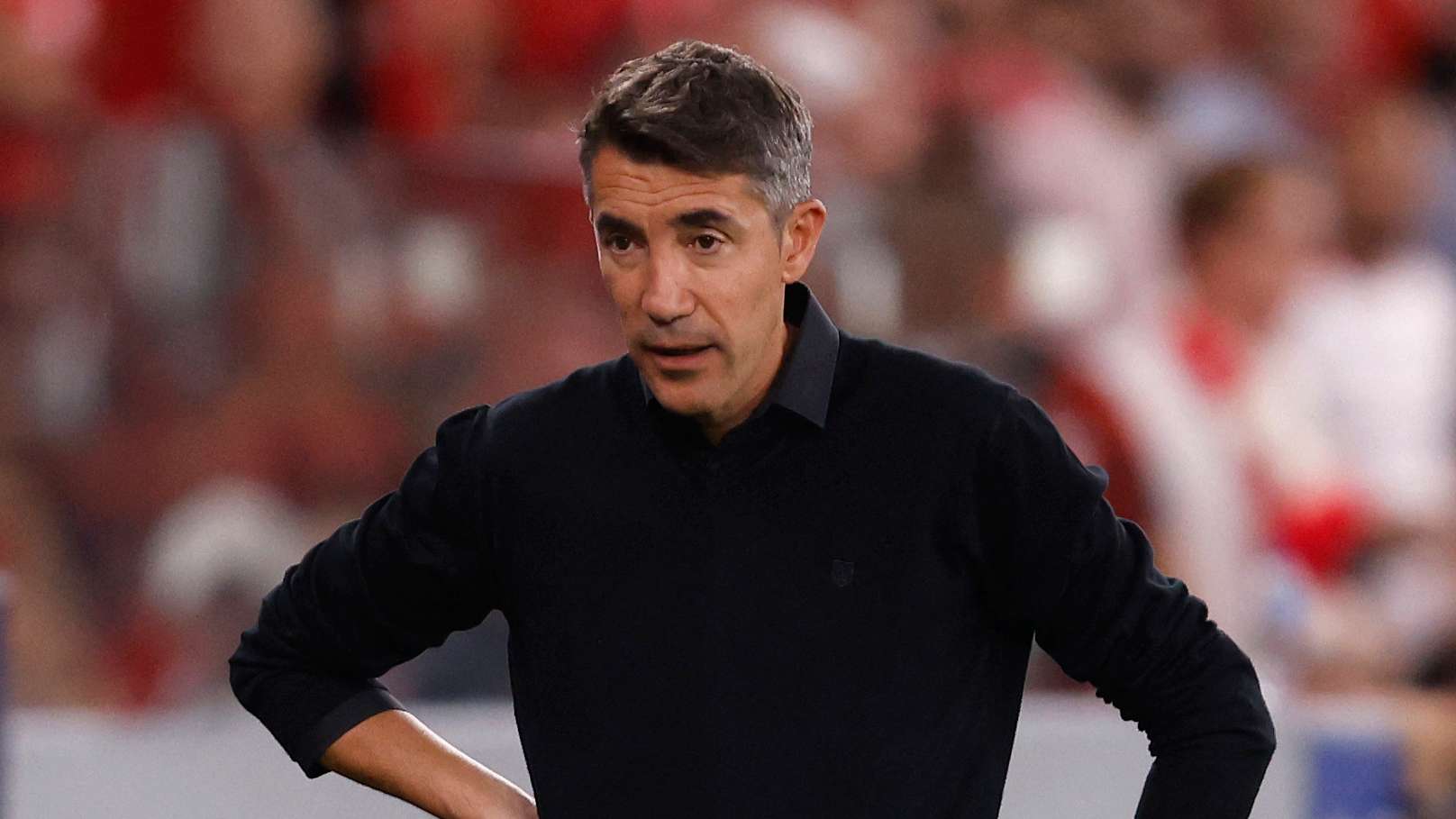 TOPSHOT-FBL-EUR-C1-BENFICA-GARABAGH
