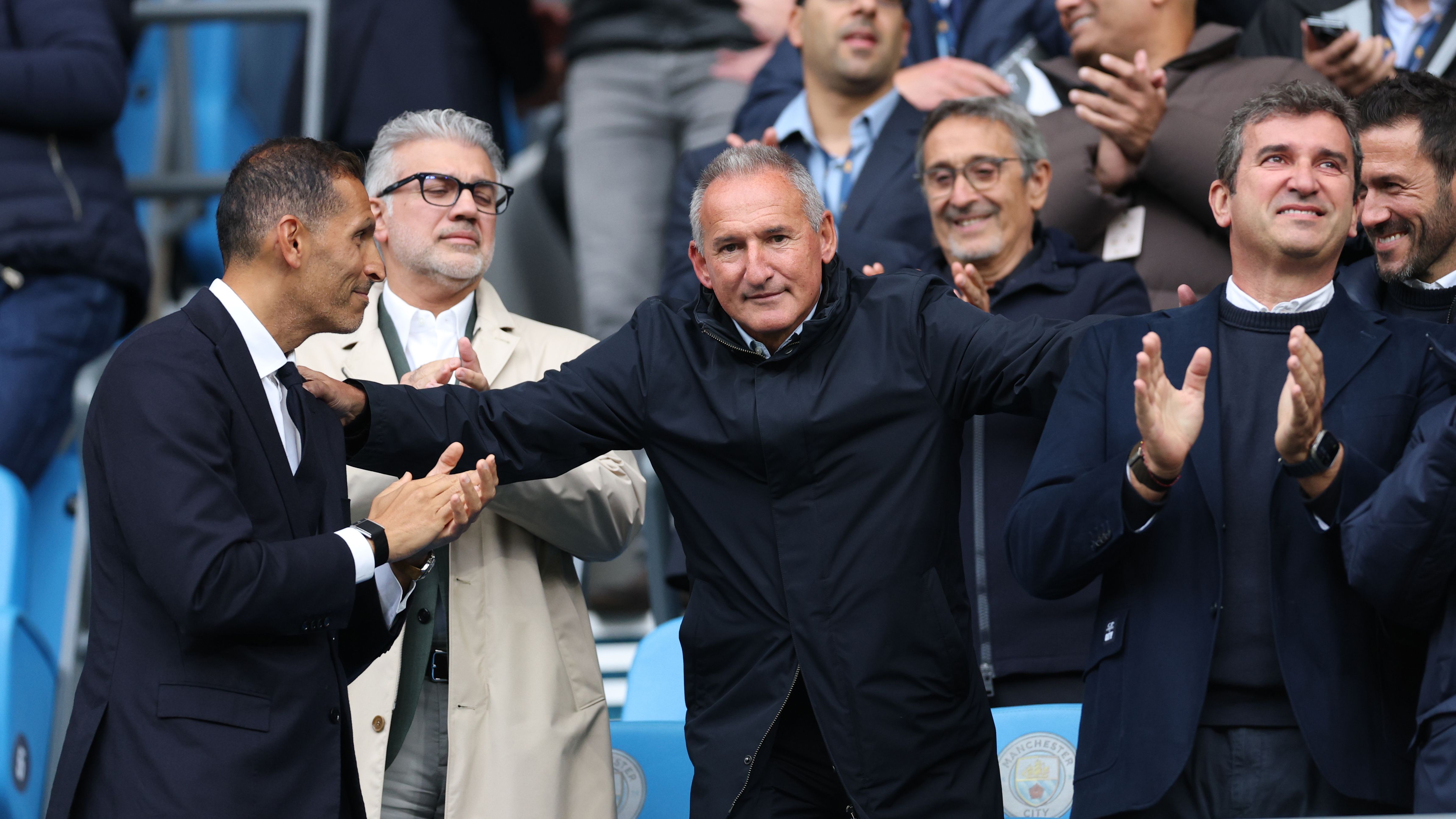 Manchester City v Manchester United - Premier League