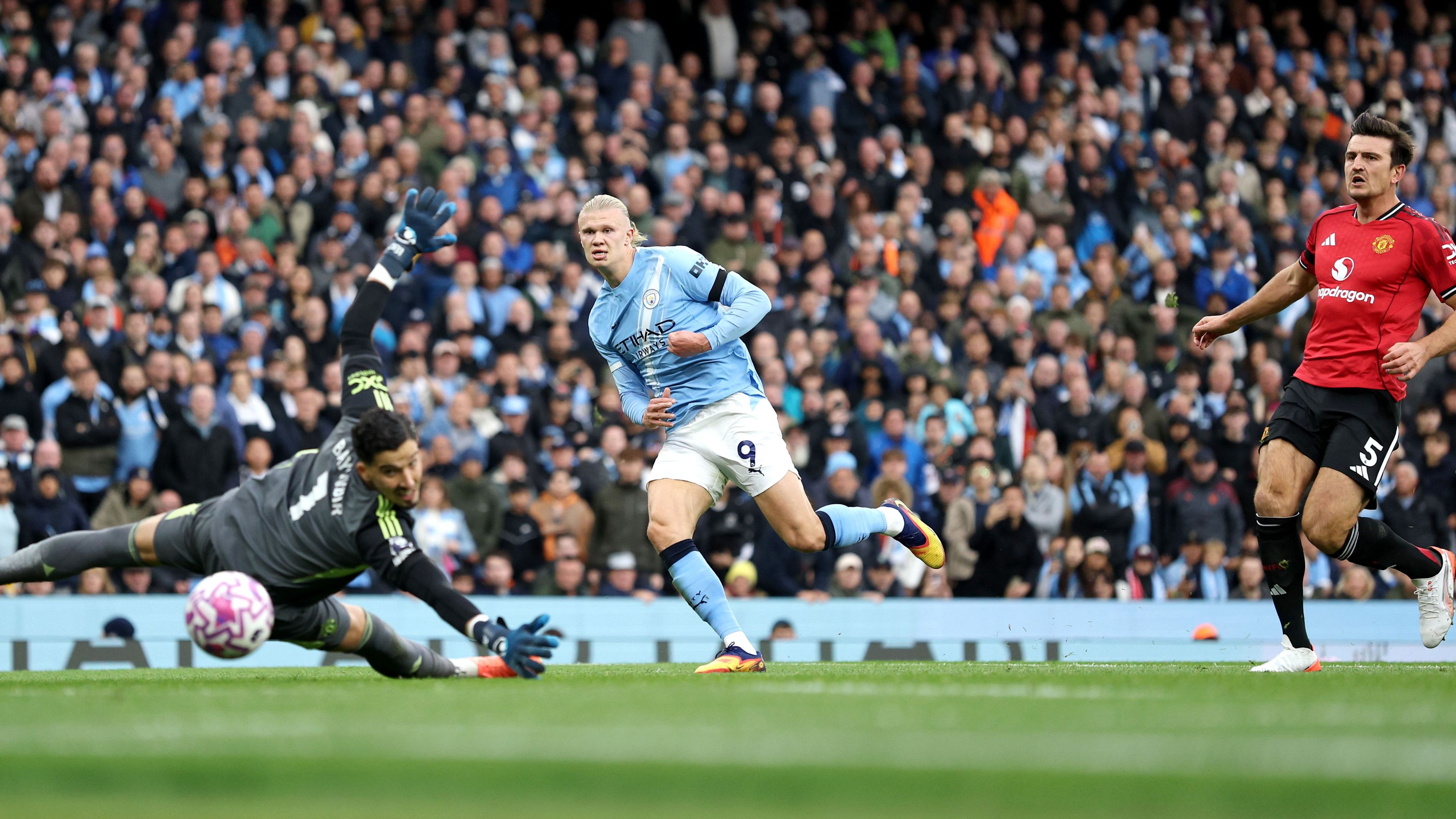 Manchester City v Manchester United - Premier League
