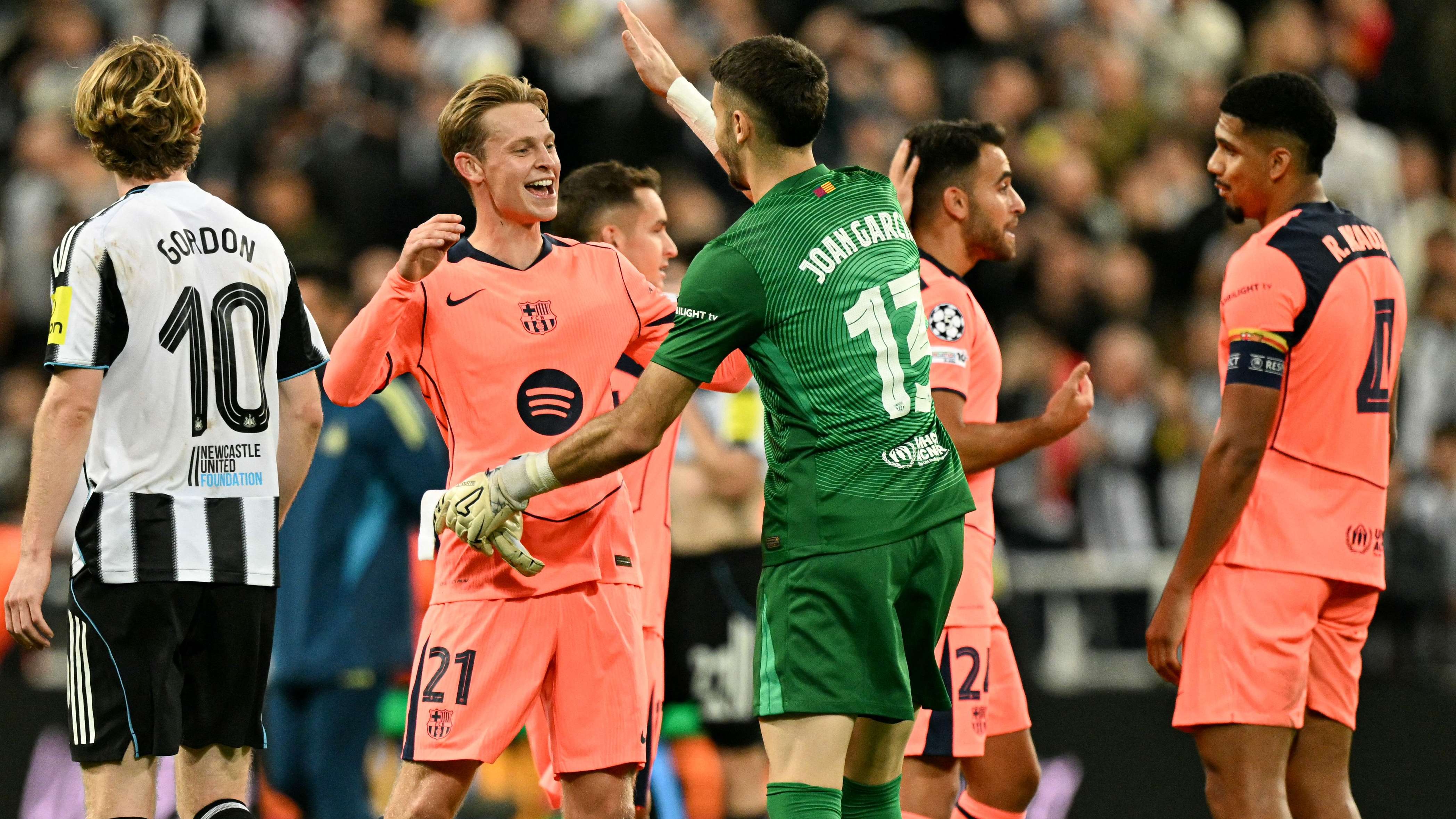 FBL-EUR-C1-NEWCASTLE-BARCELONA