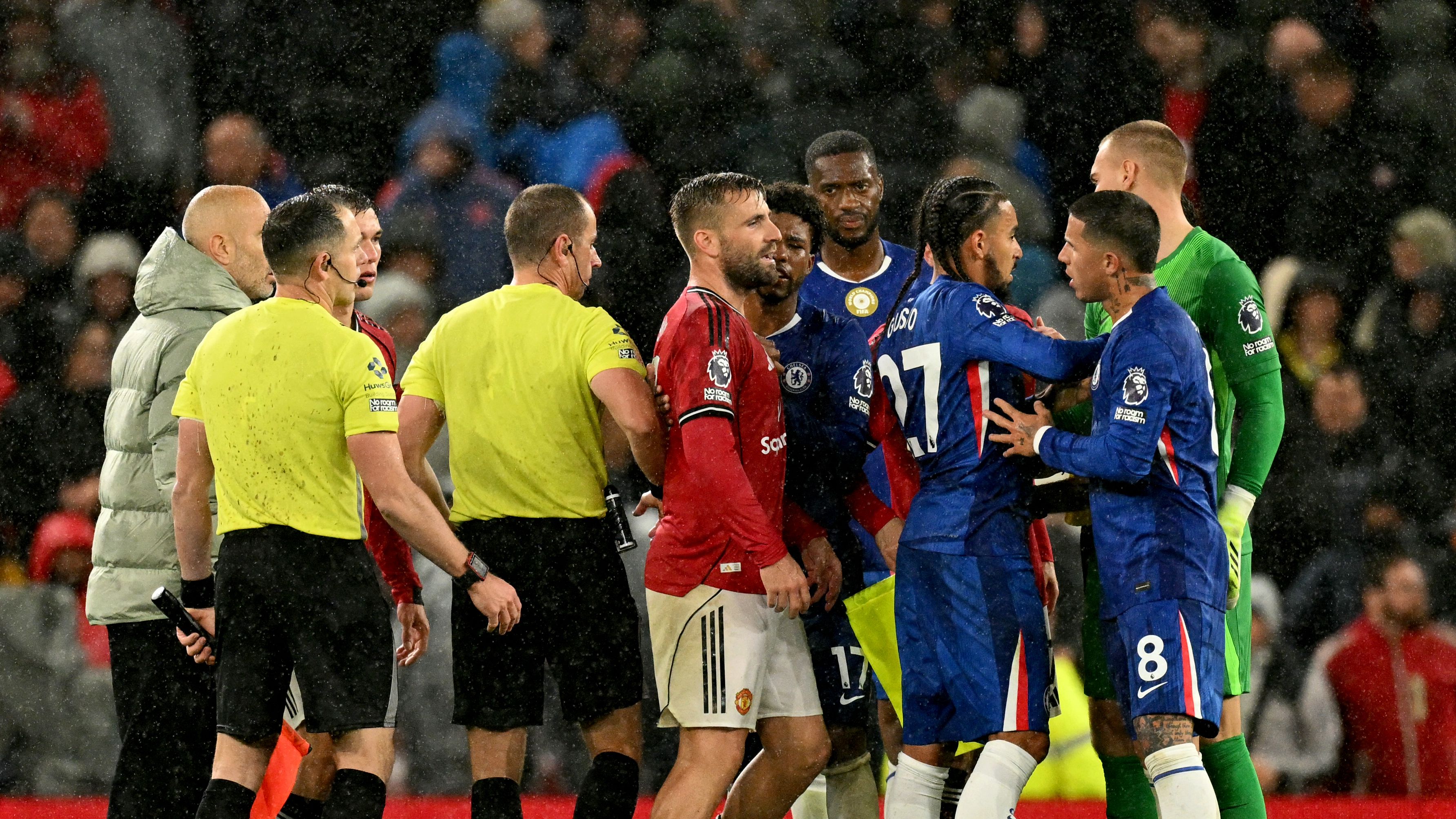 FBL-ENG-PR-MAN UTD-CHELSEA