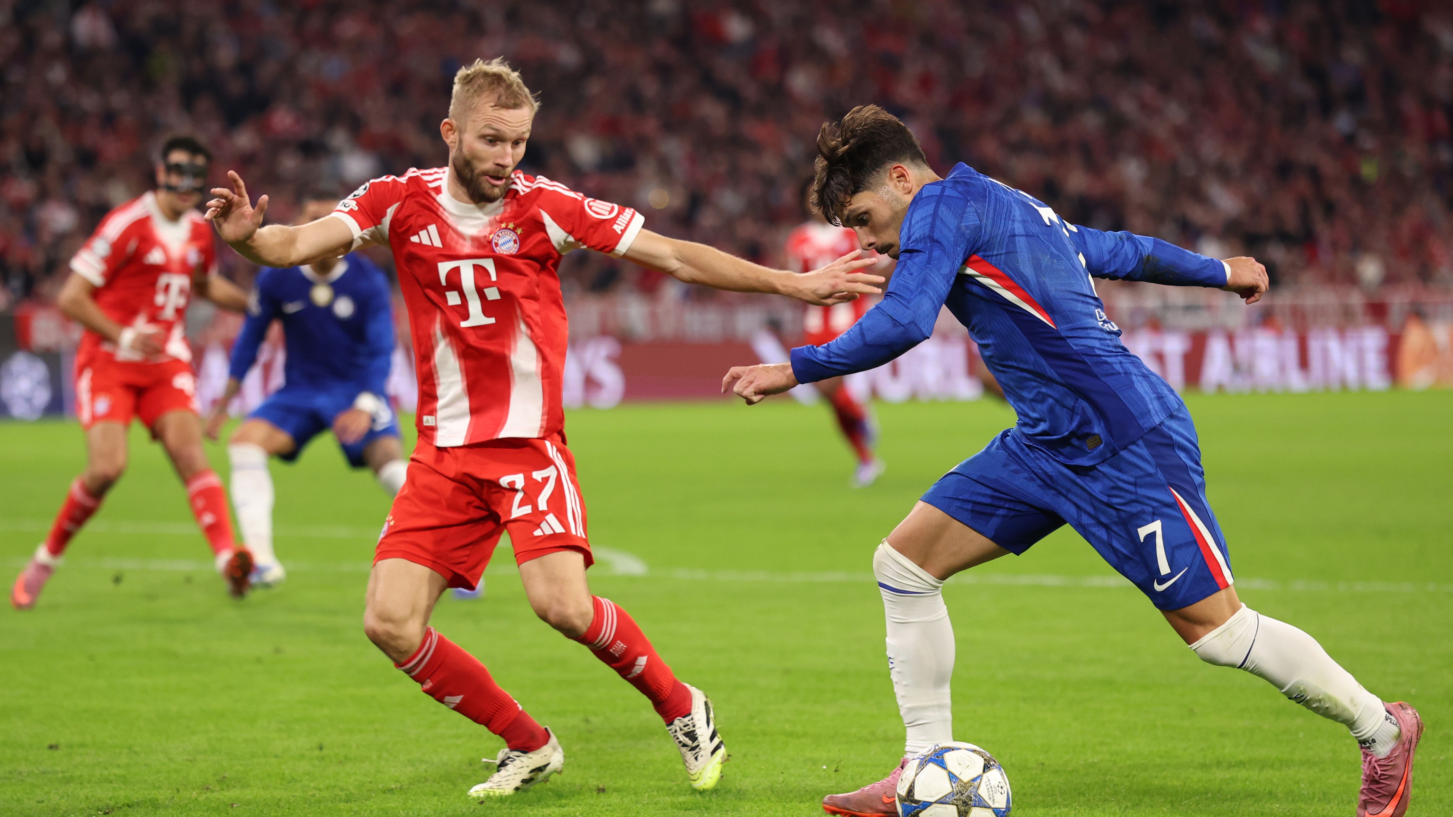 FC Bayern München v Chelsea FC - UEFA Champions League 2025/26 League Phase MD1