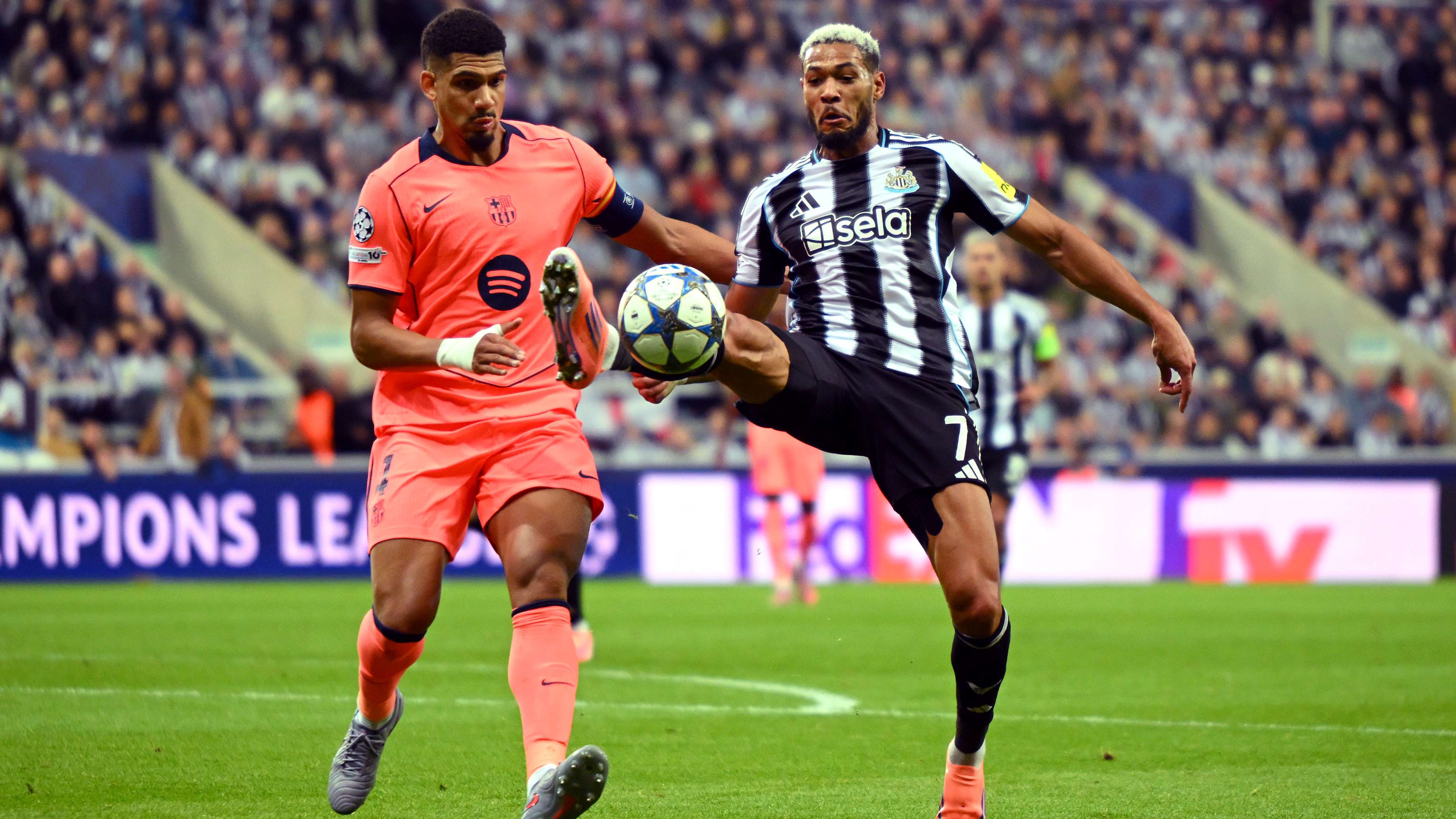 Newcastle United FC v FC Barcelona - UEFA Champions League 2025/26 League Phase MD1
