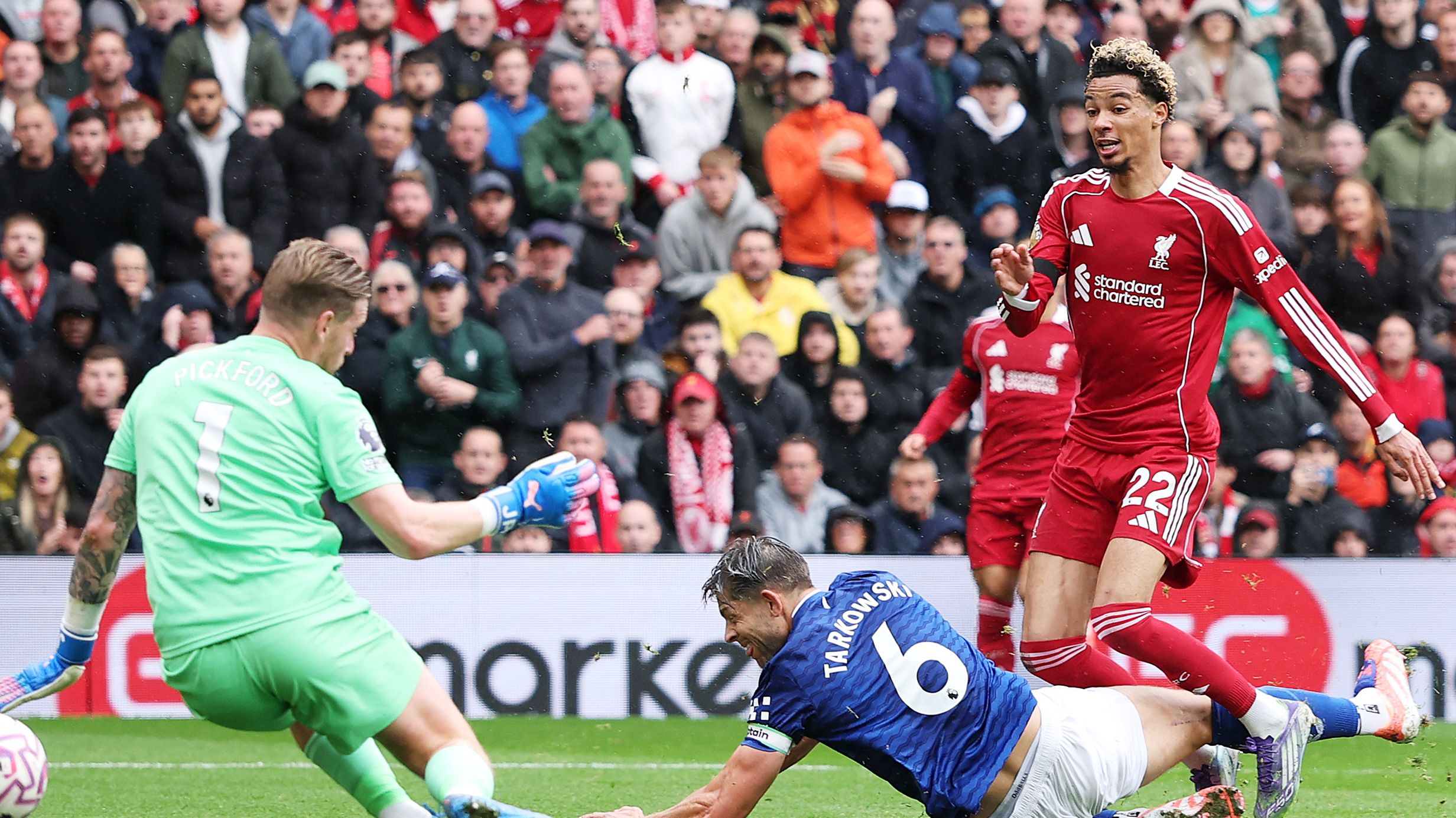 ليفربول ضد إيفرتون