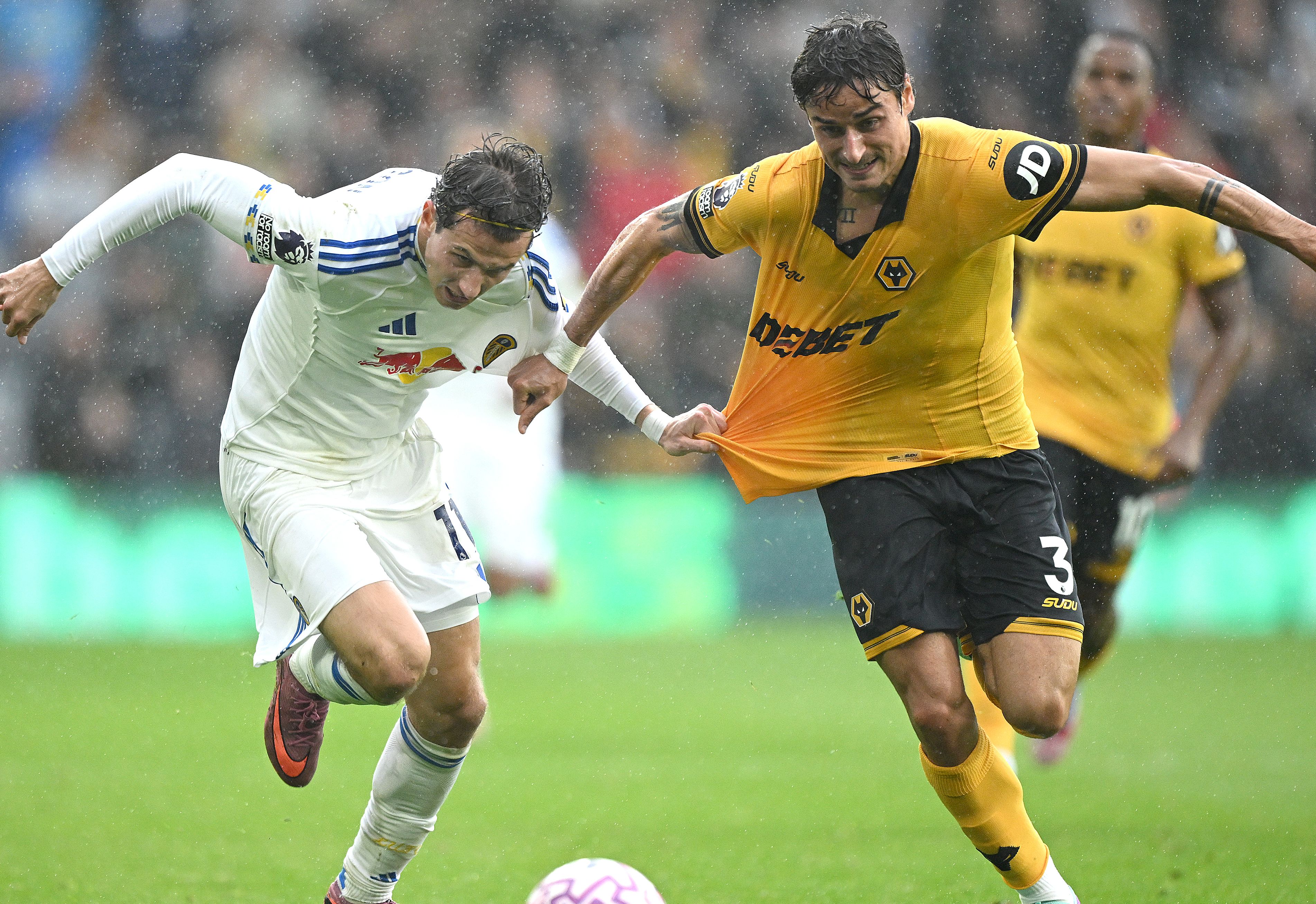 Wolverhampton Wanderers v Leeds United - Premier League