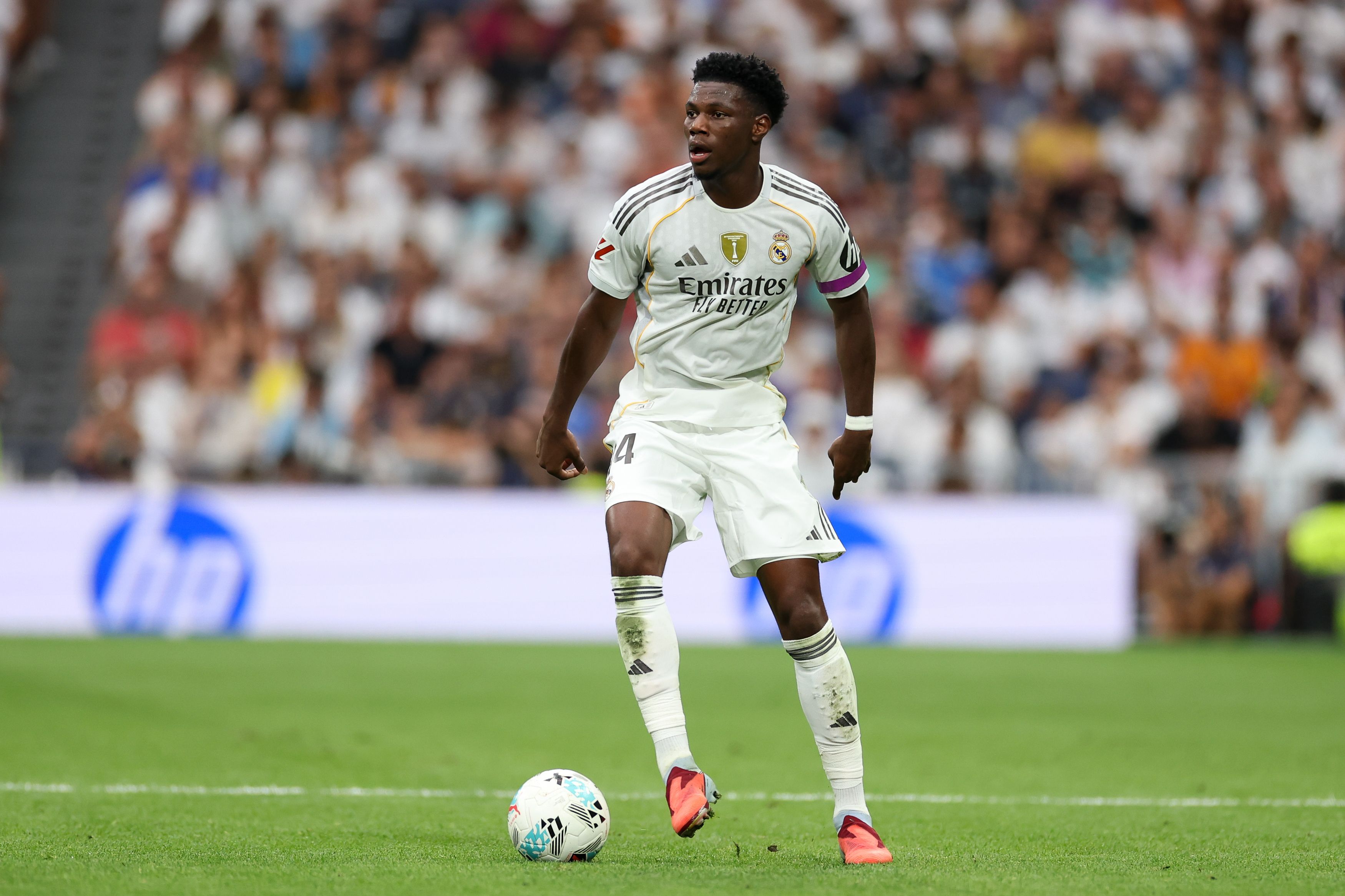 皇家马德里 楚阿梅尼 6号位 定位