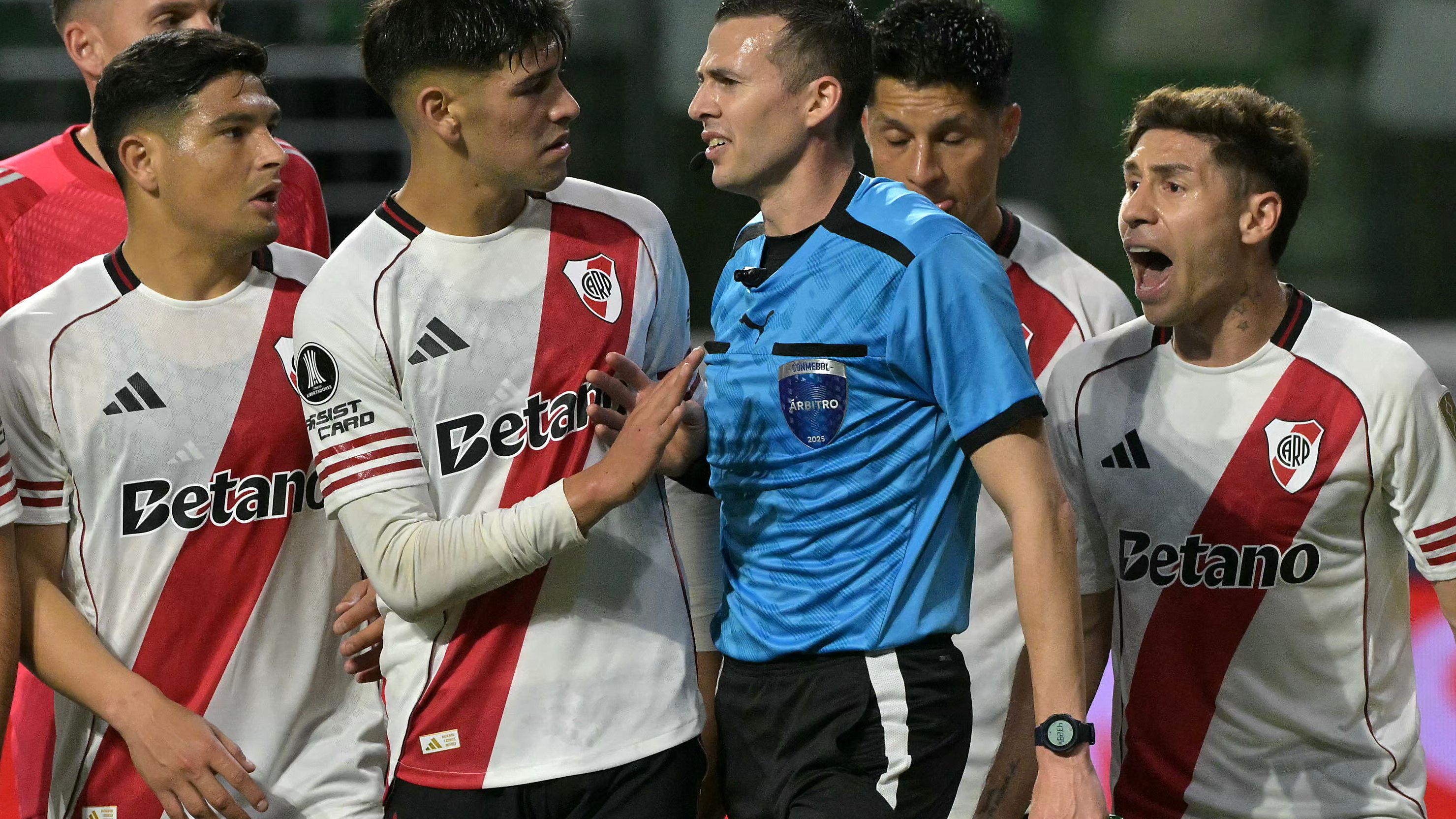 FBL-LIBERTADORES-PALMEIRAS-RIVER