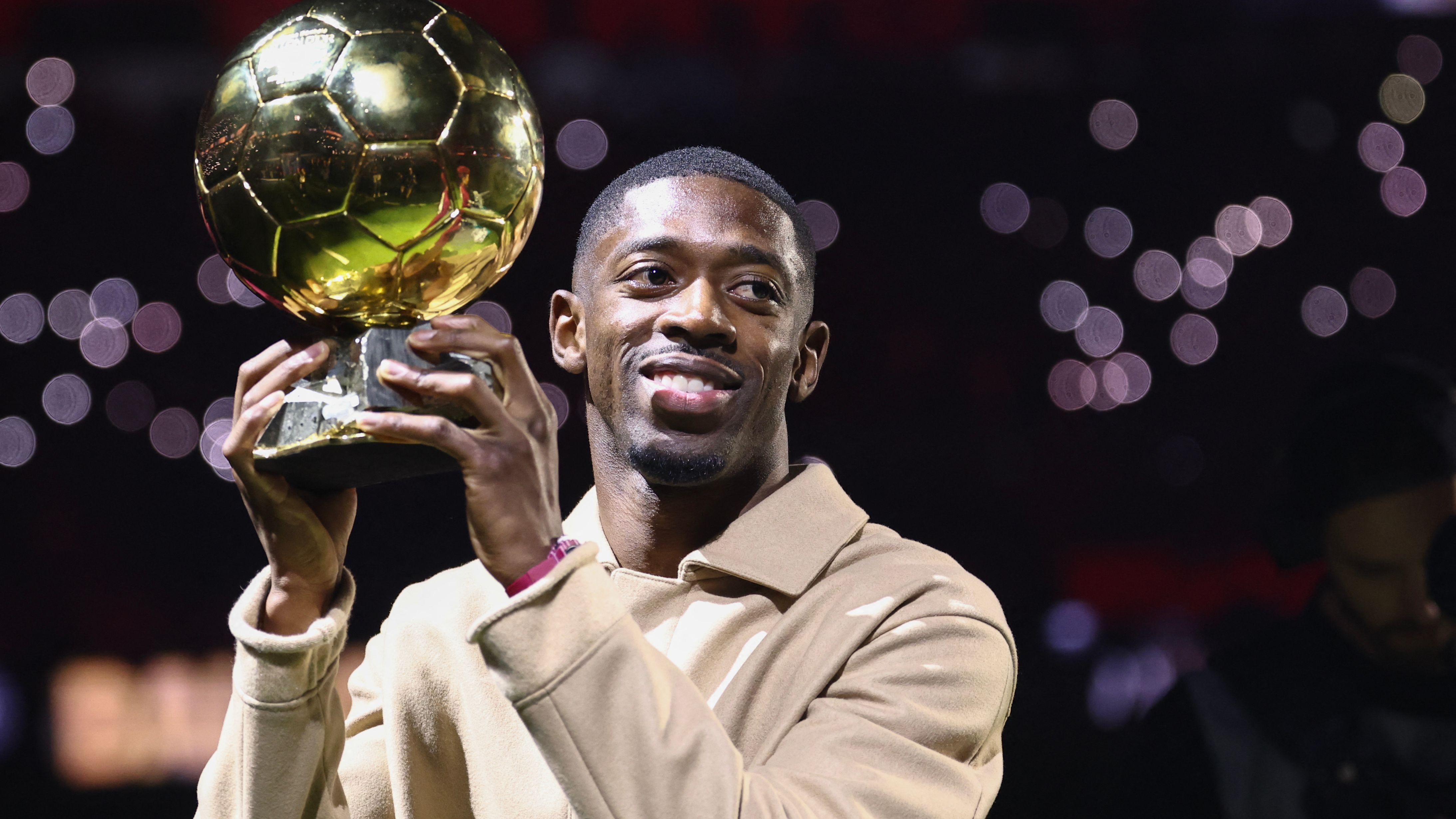 TOPSHOT-FBL-FRA-LIGUE1-PSG-AUXERRE