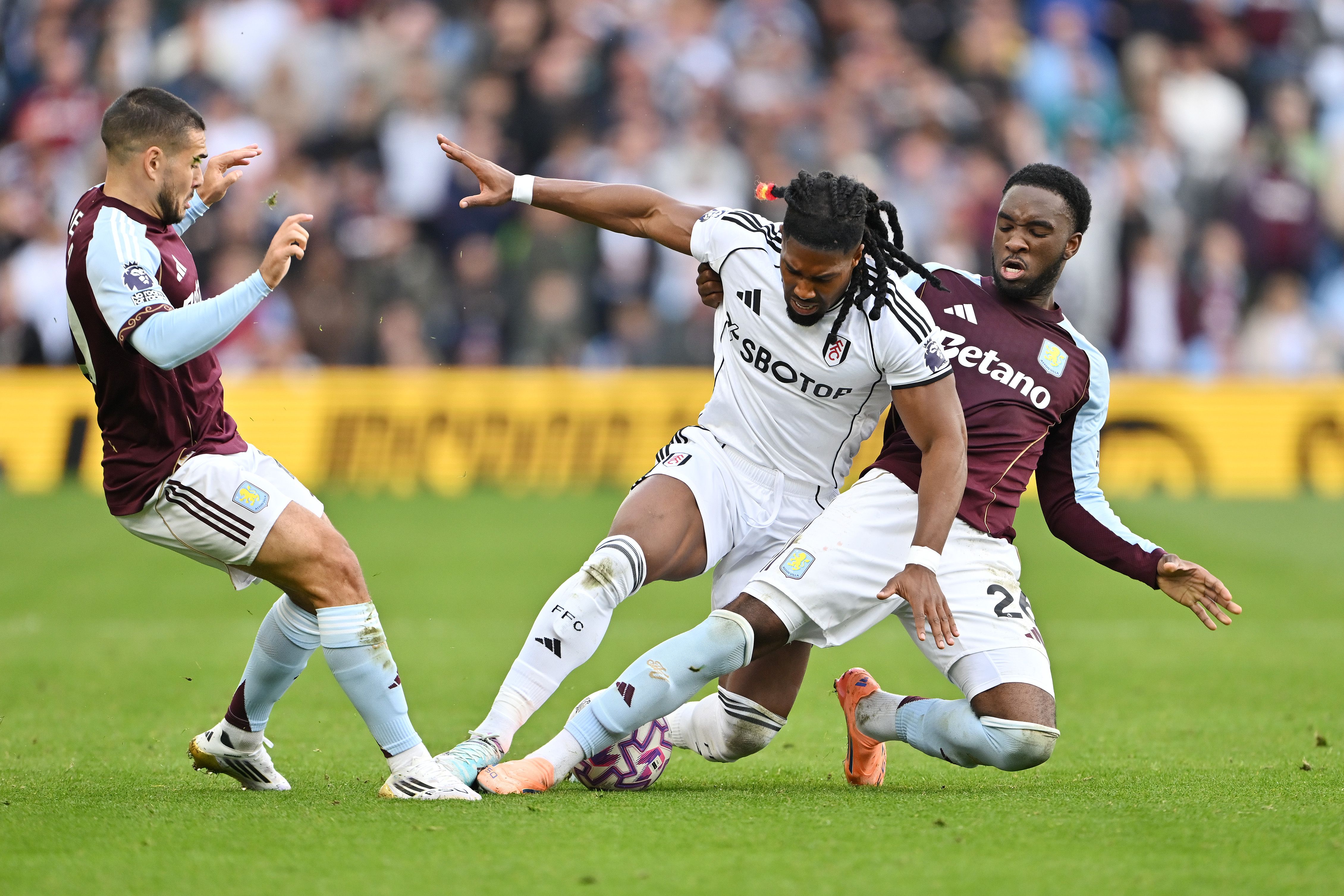 Aston Villa v Fulham - Premier League