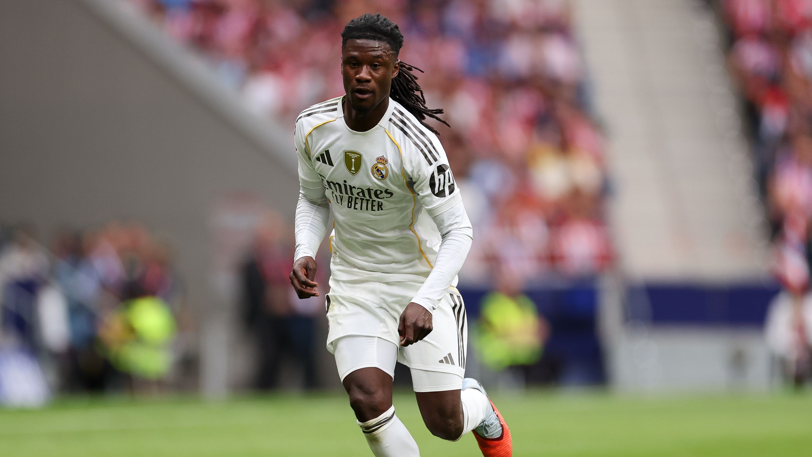 Camavinga entre mediocampo y lateral para Francia y Real Madrid