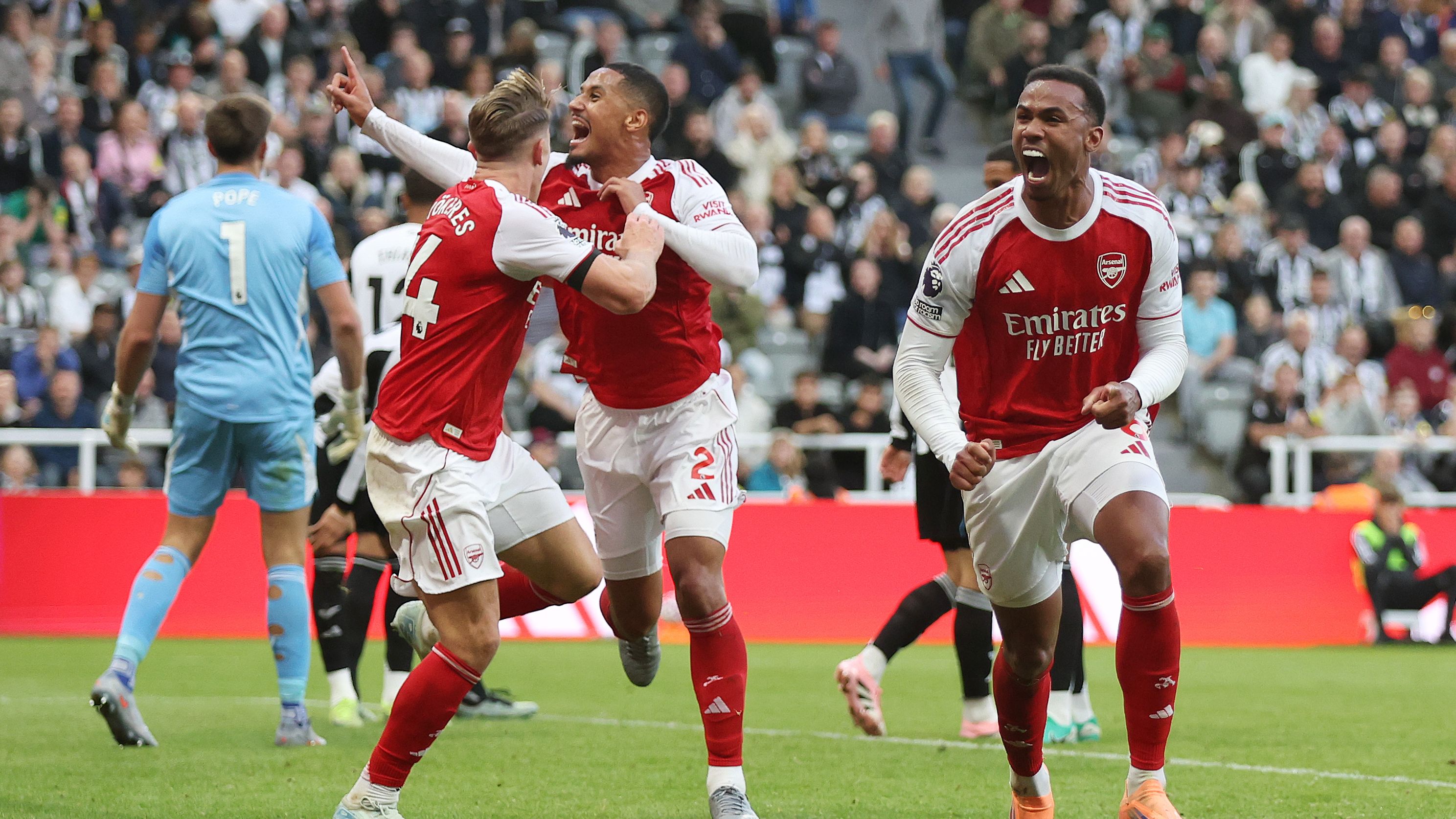 Newcastle United v Arsenal - Premier League