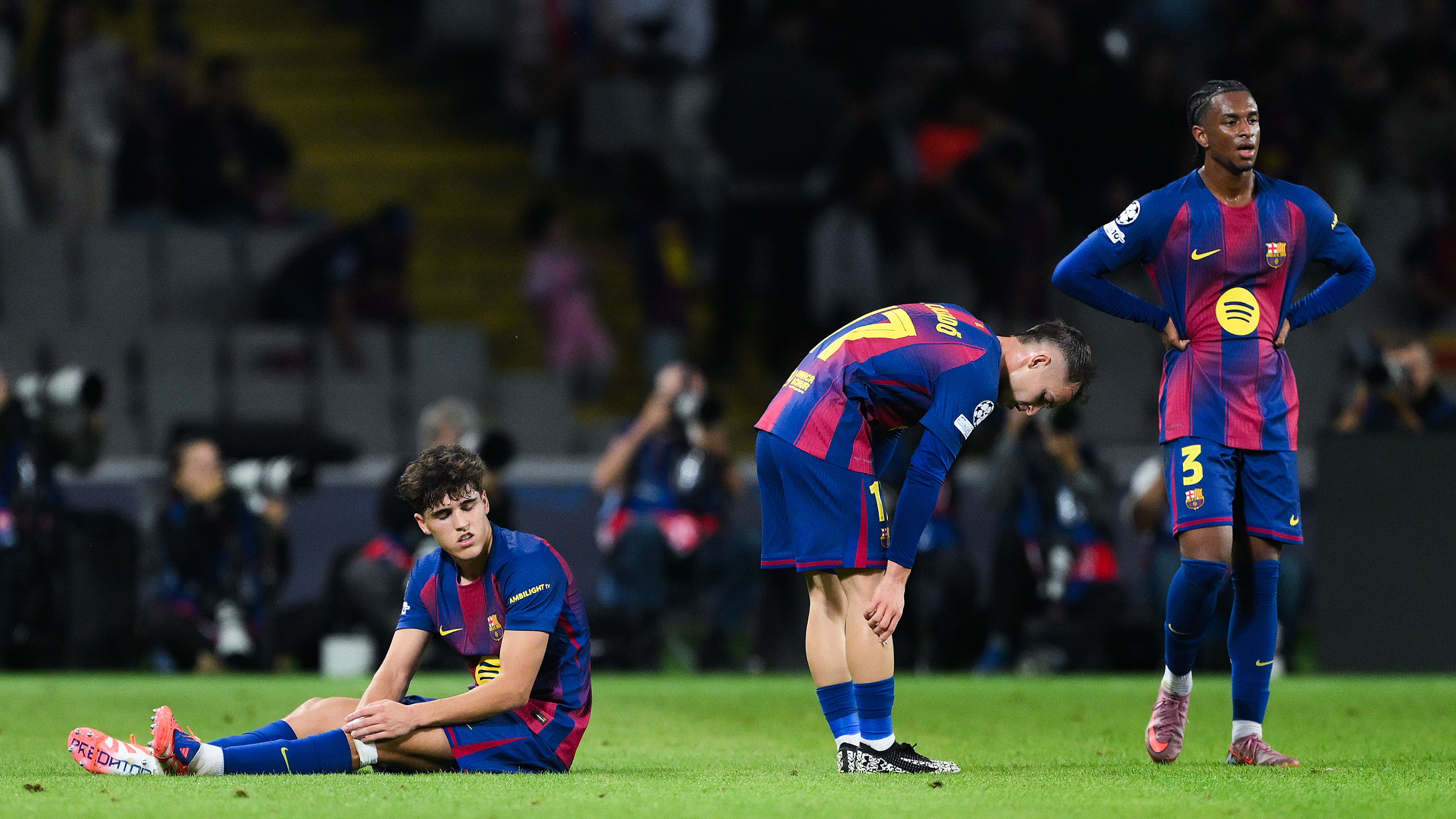 مهمش برشلونة إلى أين؟ اهتمام حذر من مانشستر يونايتد.. والهلال يترقب