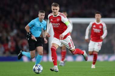 Arsenal FC v Olympiacos FC - UEFA Champions League 2025/26 League Phase MD2