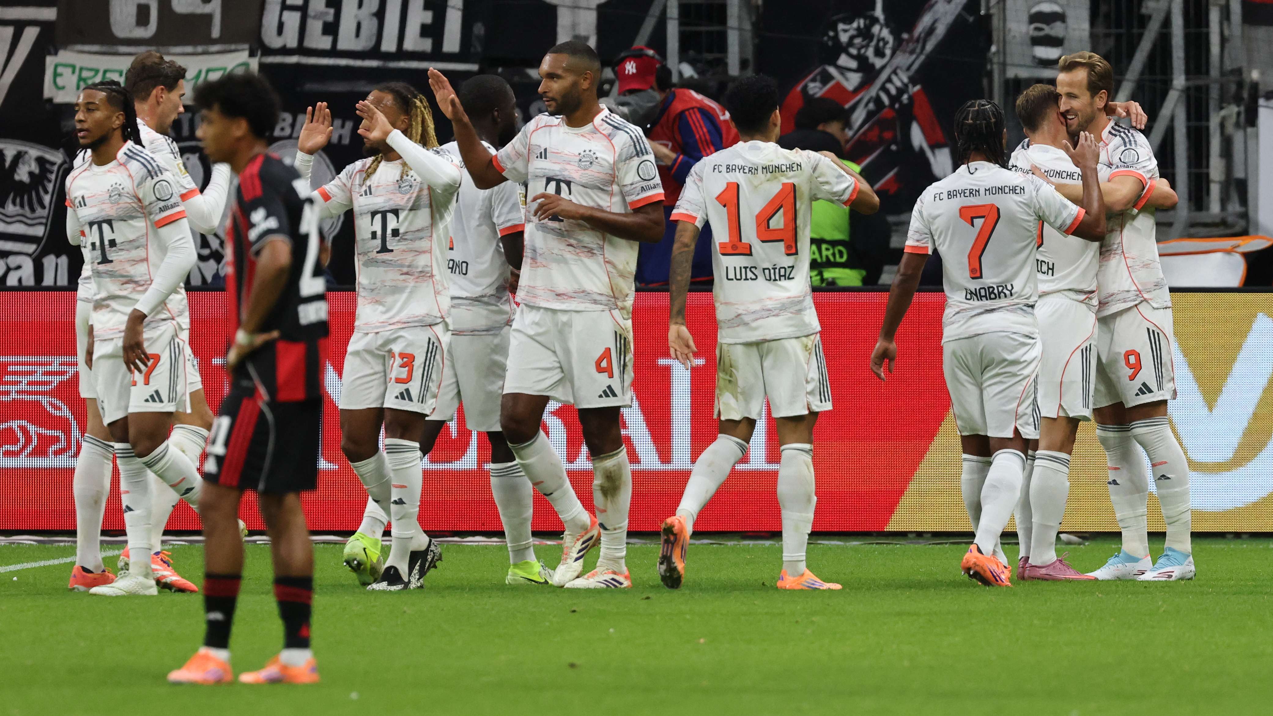 FBL-GER-BUNDESLIGA-FRANKFURT-BAYERN MUNICH