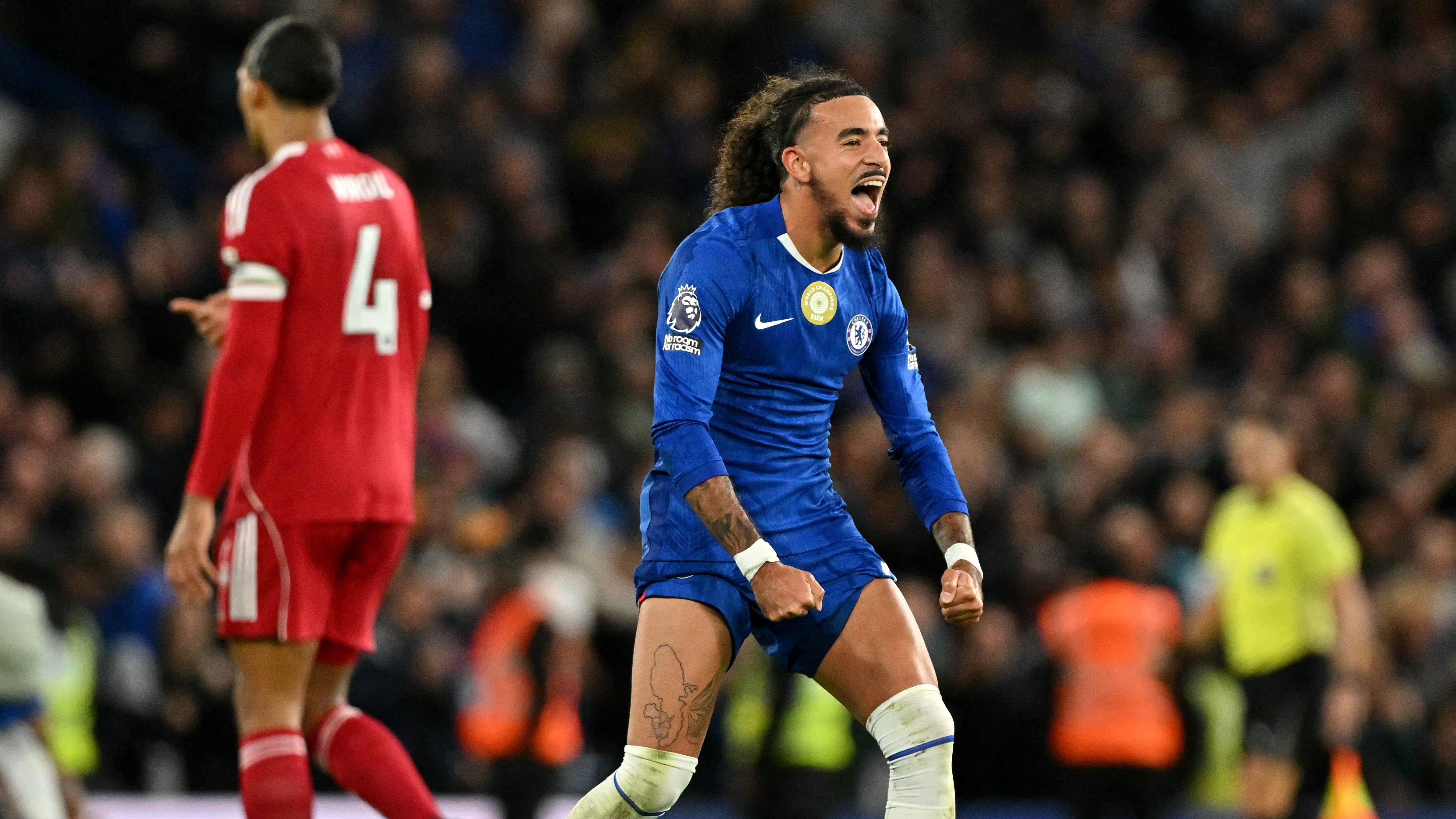 斯坦福桥上的切尔西对阵利物浦，绝杀瞬间