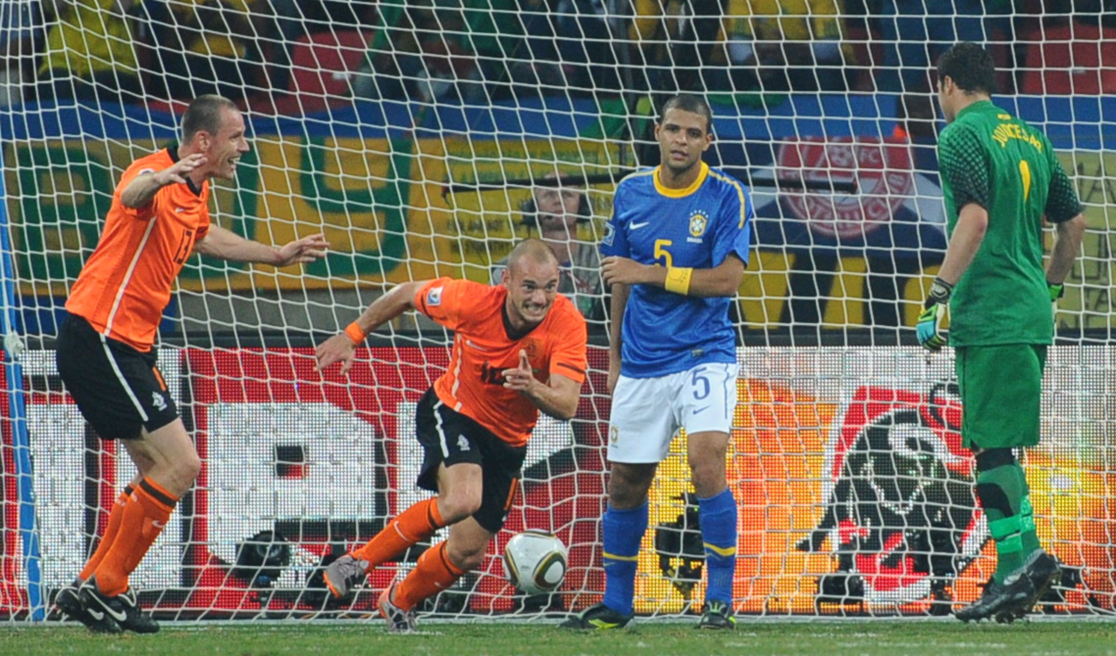 FBL-WC2010-MATCH57-NED-BRA