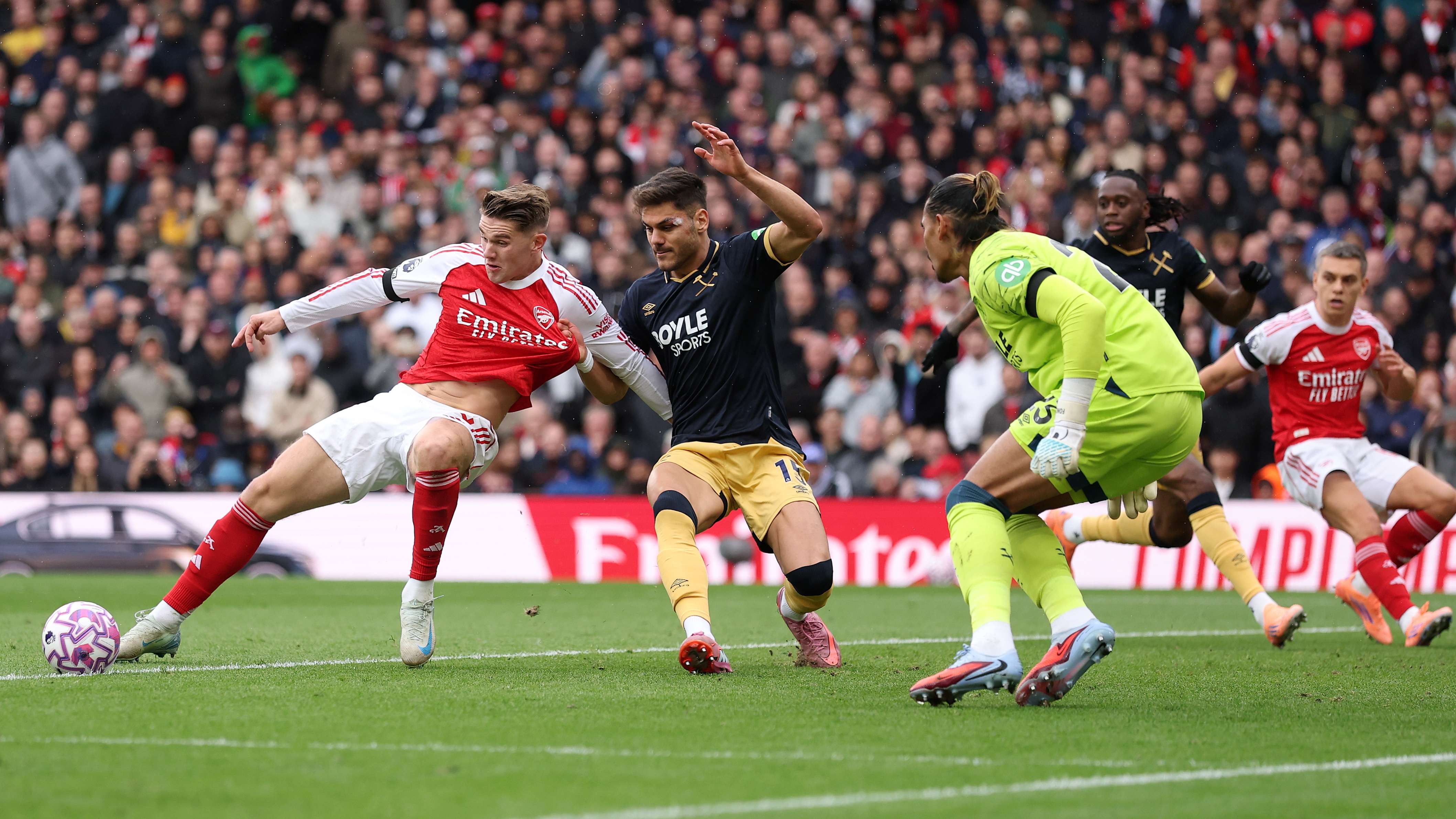 Arsenal v West Ham United - Premier League
