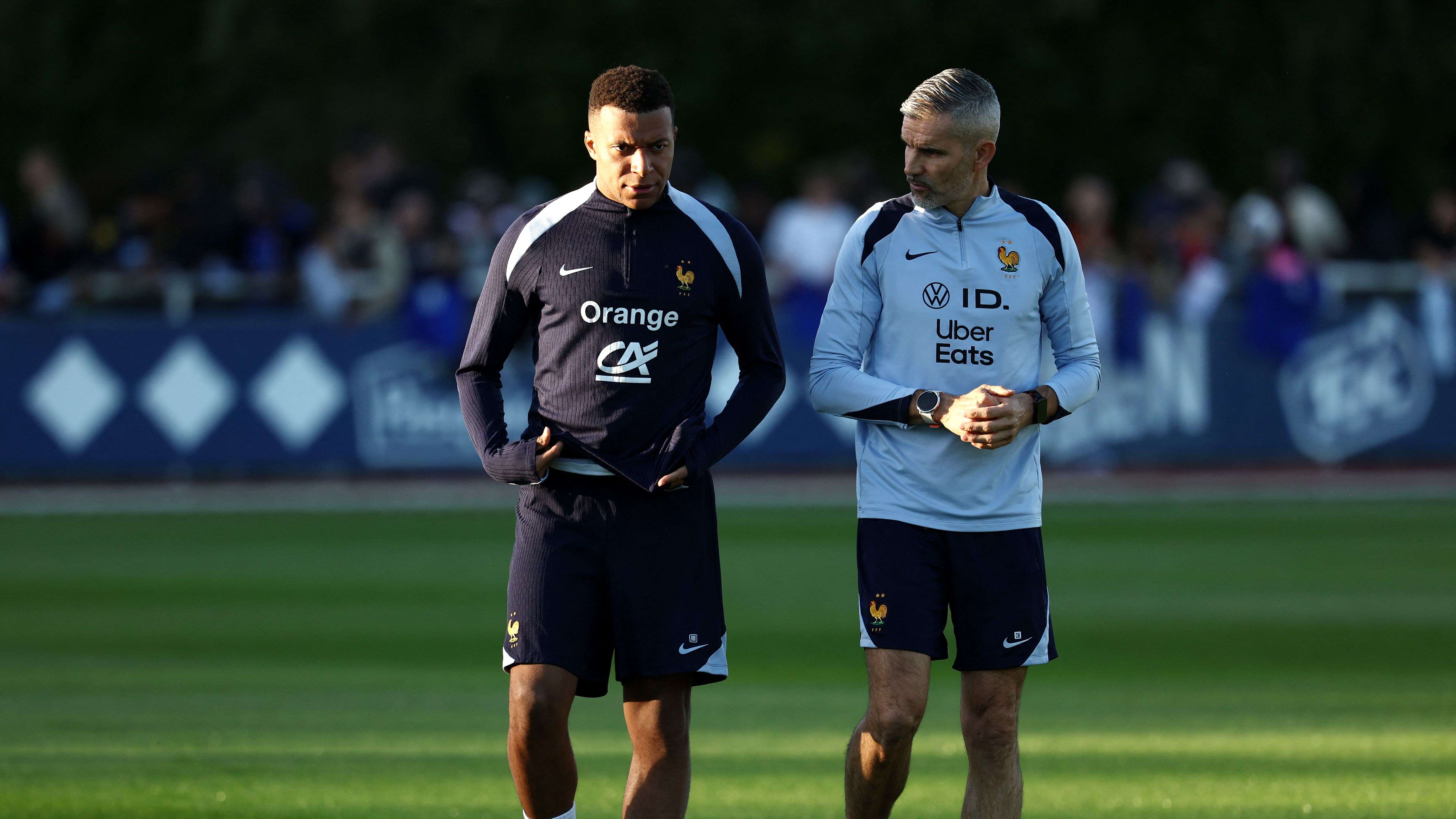 FBL-WC-2026-EUR-QUALIFIERS-FRA-TRAINING