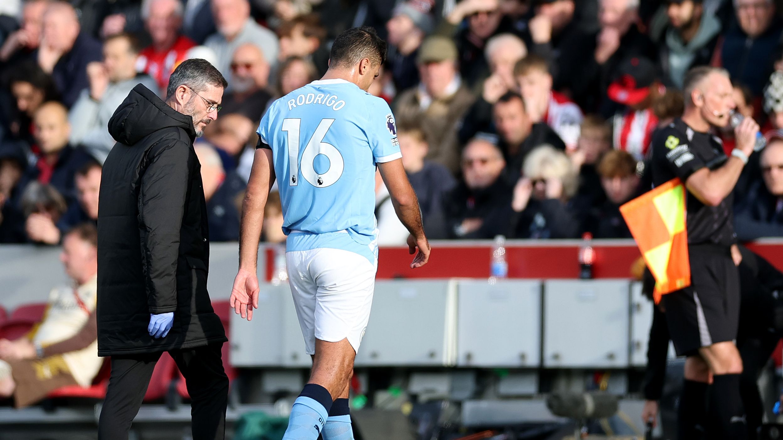 曼城 罗德里 受伤 训练 英超 图片