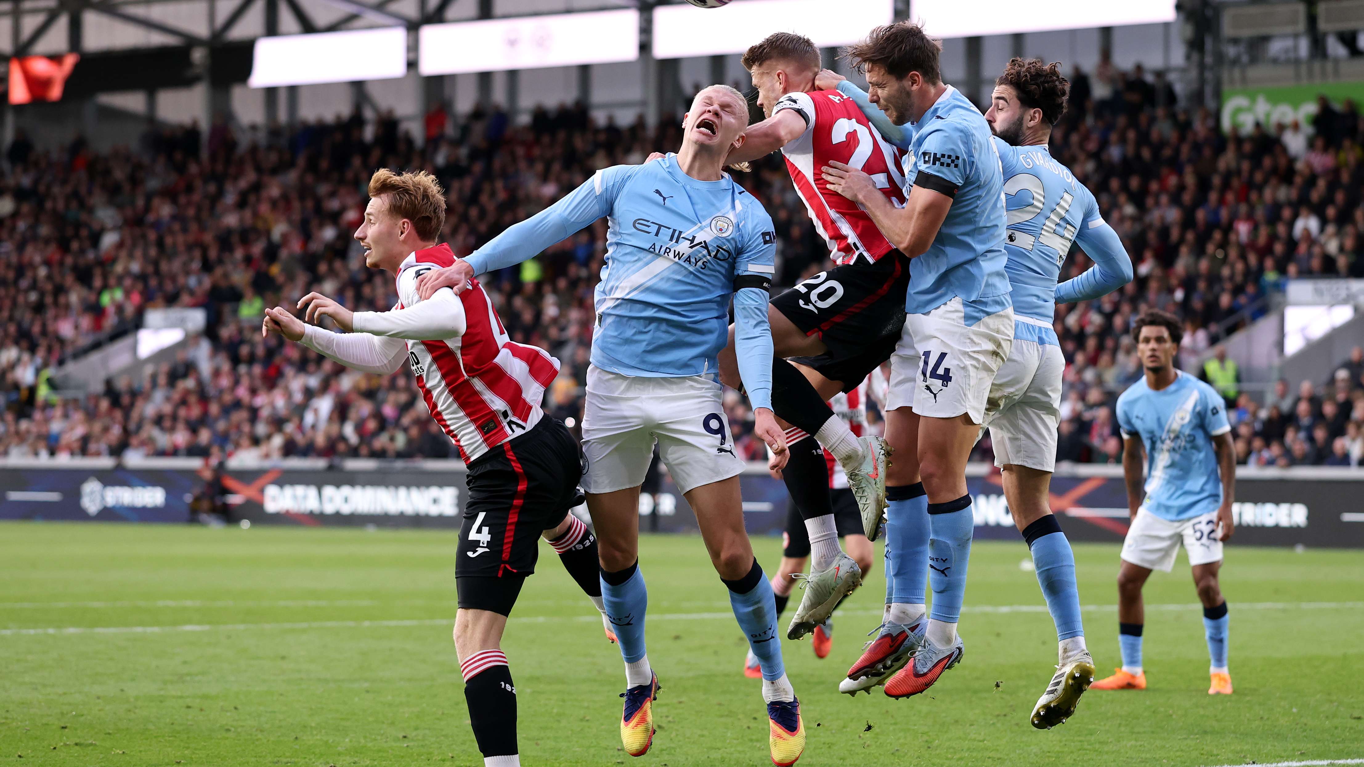 Brentford v Manchester City - Premier League
