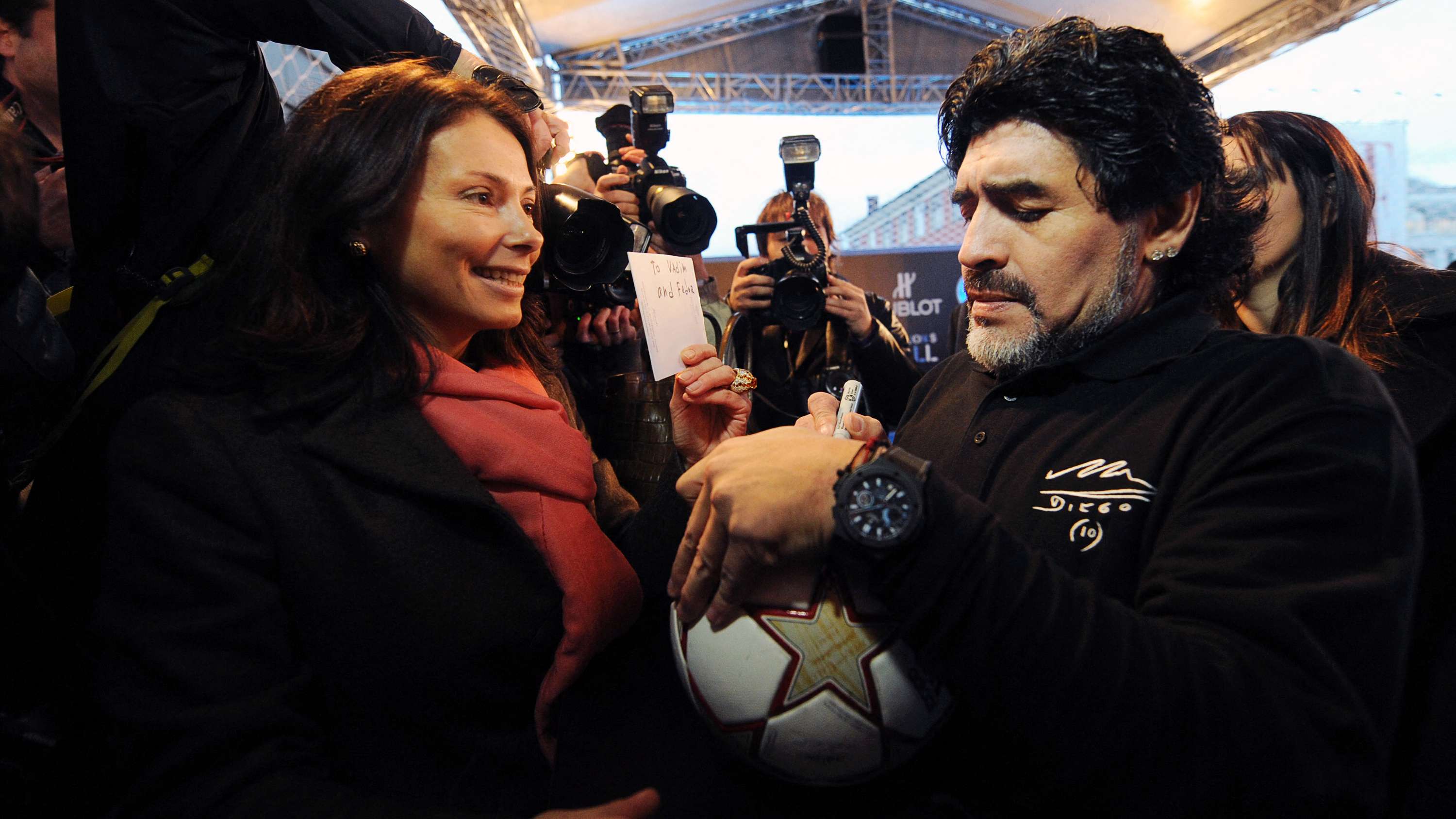 FBL-ARG-RUS-MARADONA-CHARITY-PEOPLE