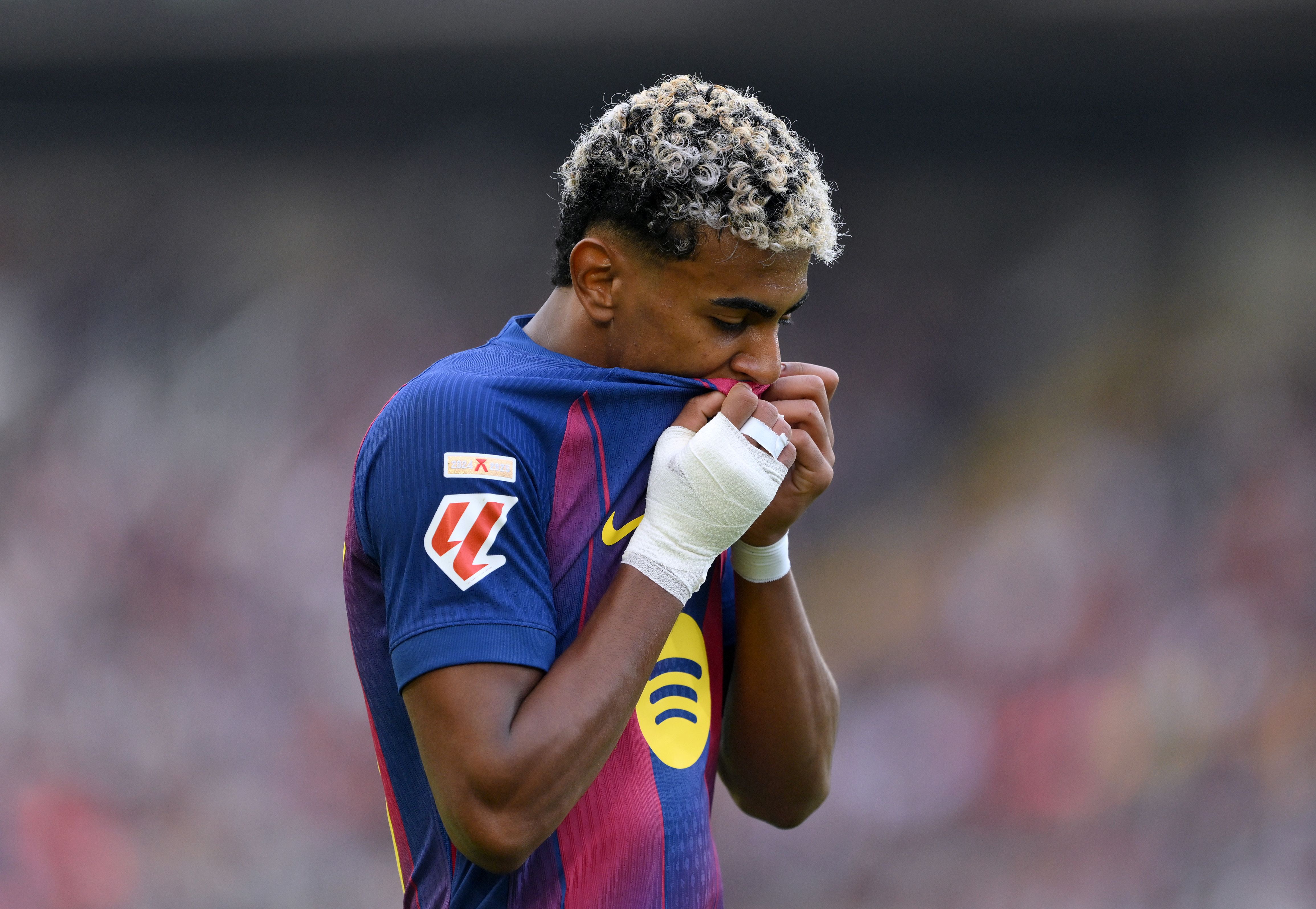 FC Barcelona v Girona FC - LaLiga EA Sports