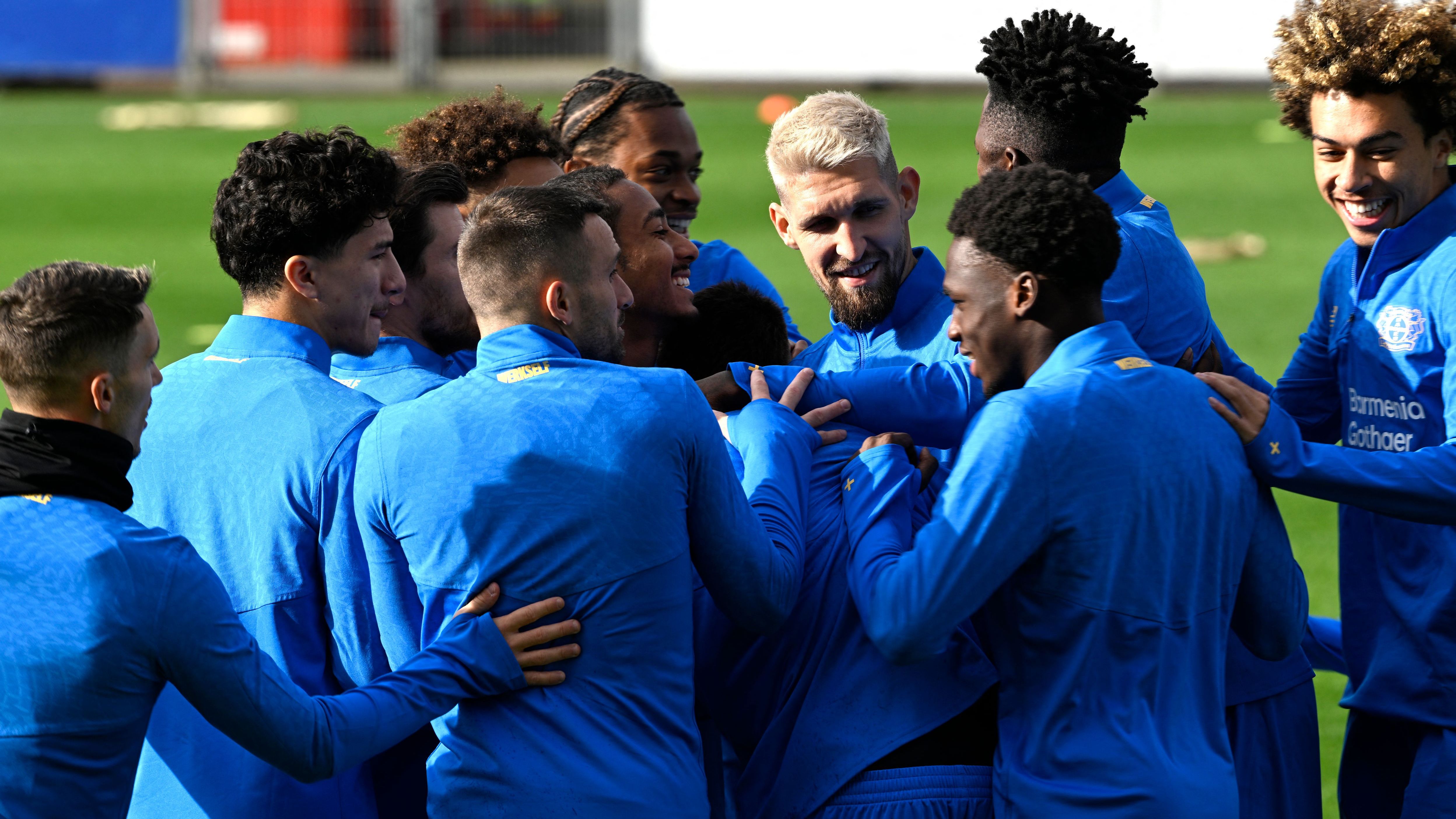 FBL-EUR-C1-FRA-GER-LEVERKUSEN-TRAINING