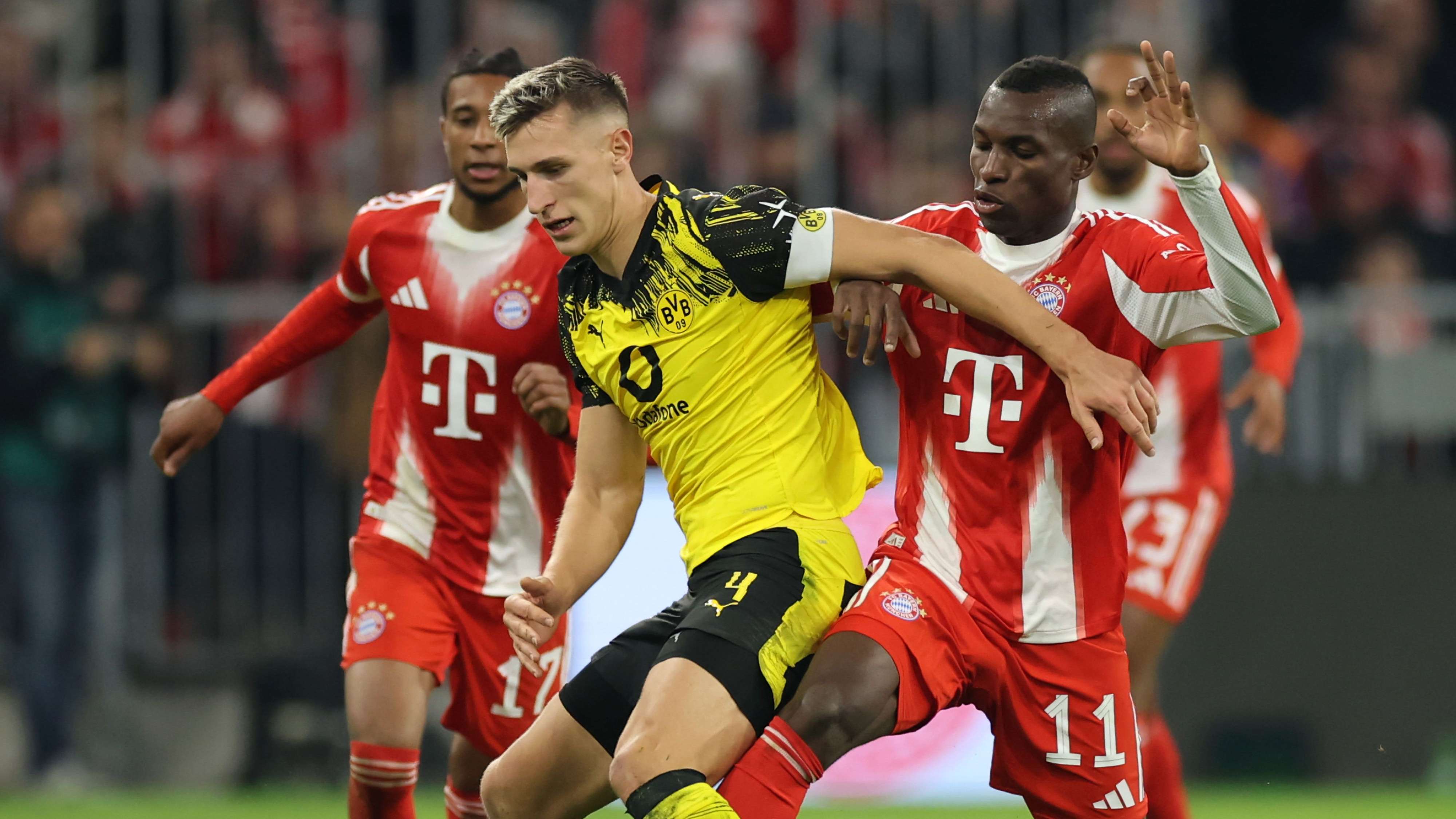 FC Bayern München v Borussia Dortmund - Bundesliga