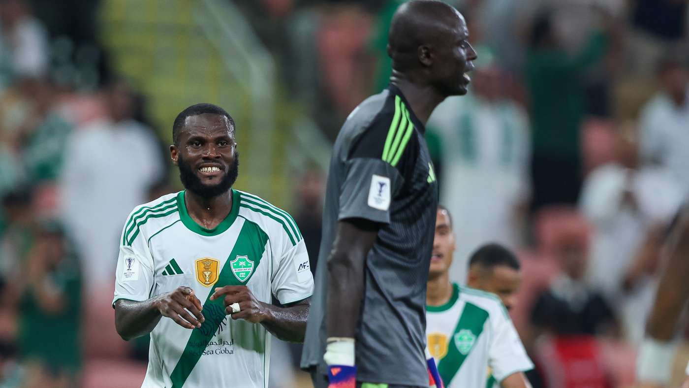 Foto de Frank Kessié con la camiseta del Al-Ahli durante la temporada 2025-2026