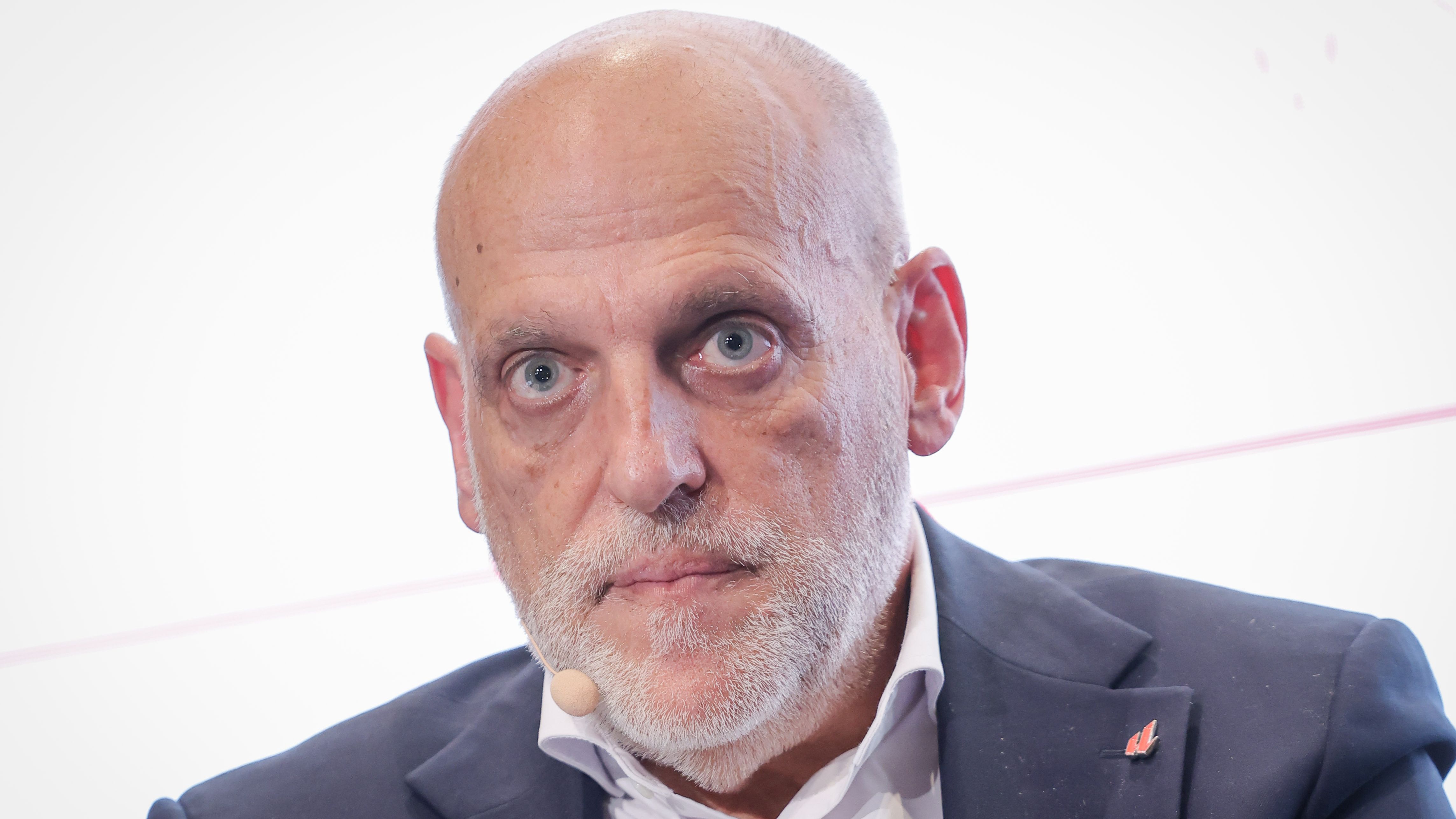 Tebas defiende sanción de UEFA al Real Madrid y aborda elecciones del Barcelona