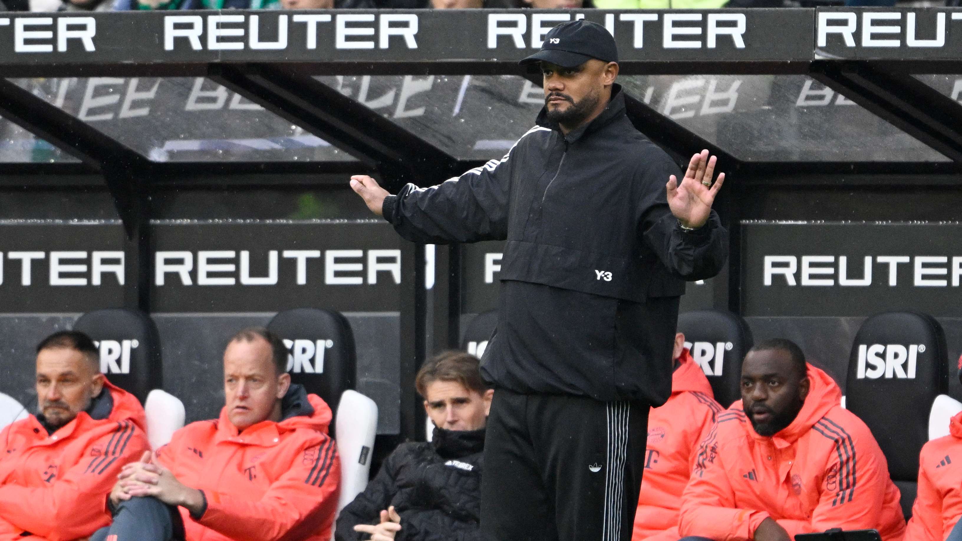 FBL-GER-BUNDESLIGA-MOENCHENGLADBACH-BAYERN MUNICH