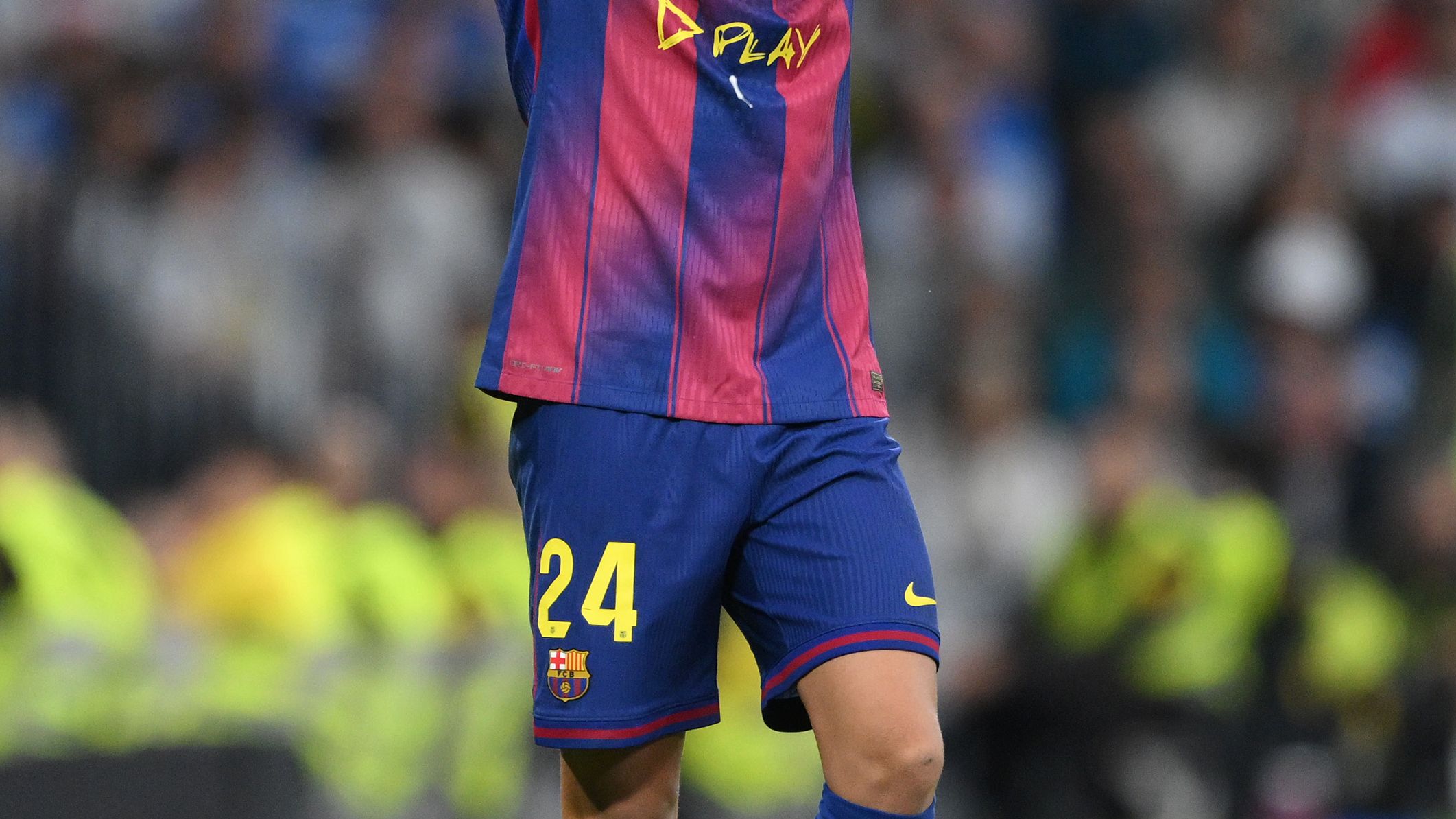 布鲁日对巴塞罗那 欧冠 比赛 照片 搜索