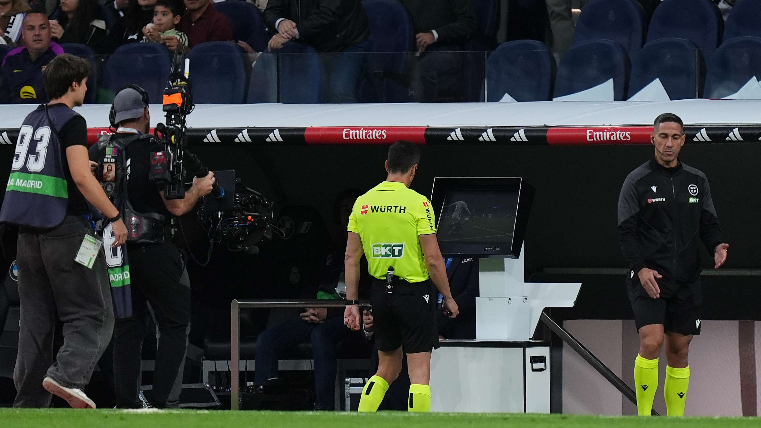 Real Madrid CF v FC Barcelona - LaLiga EA Sports