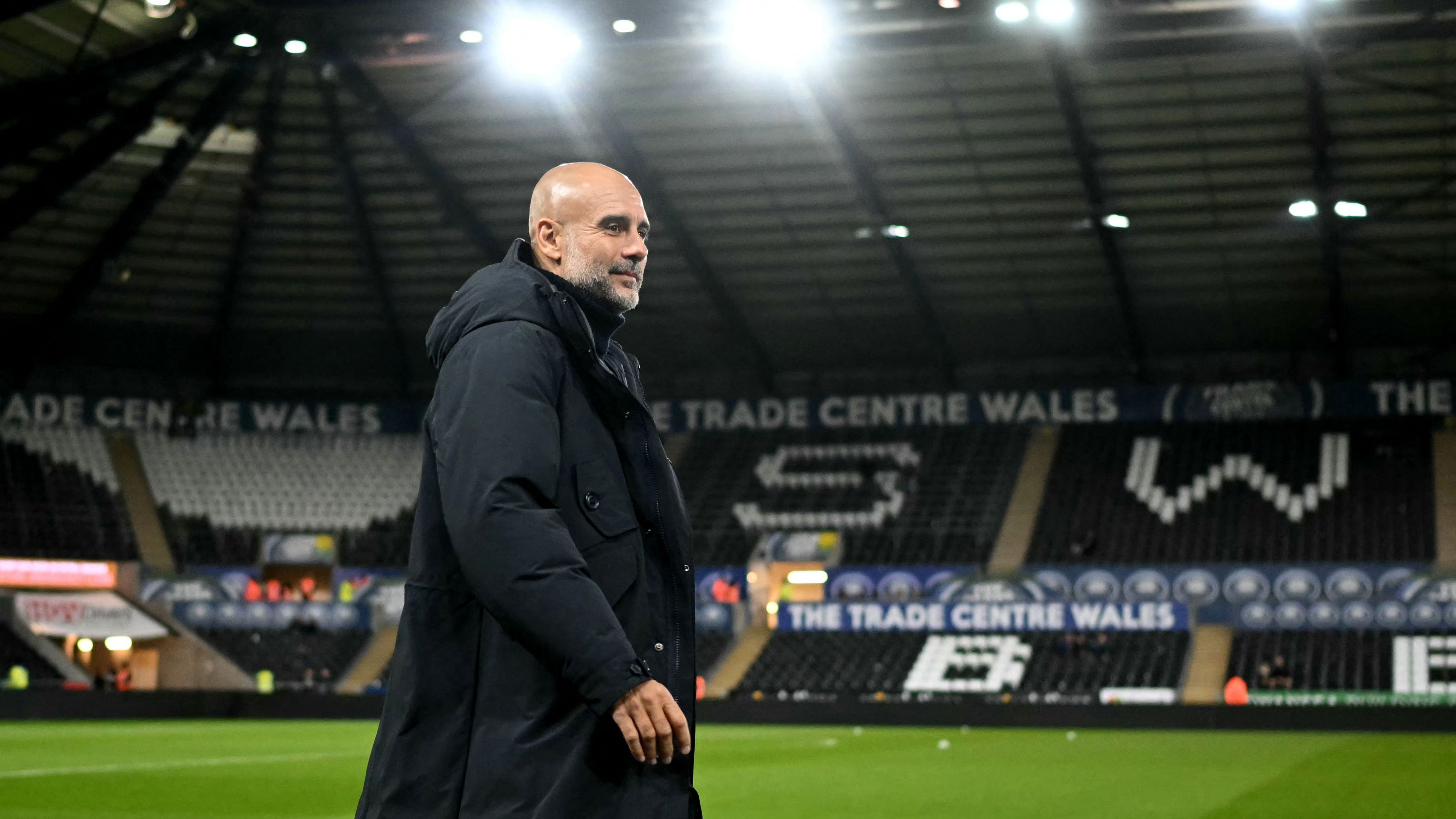 FBL-ENG-LCUP-SWANSEA-MAN CITY