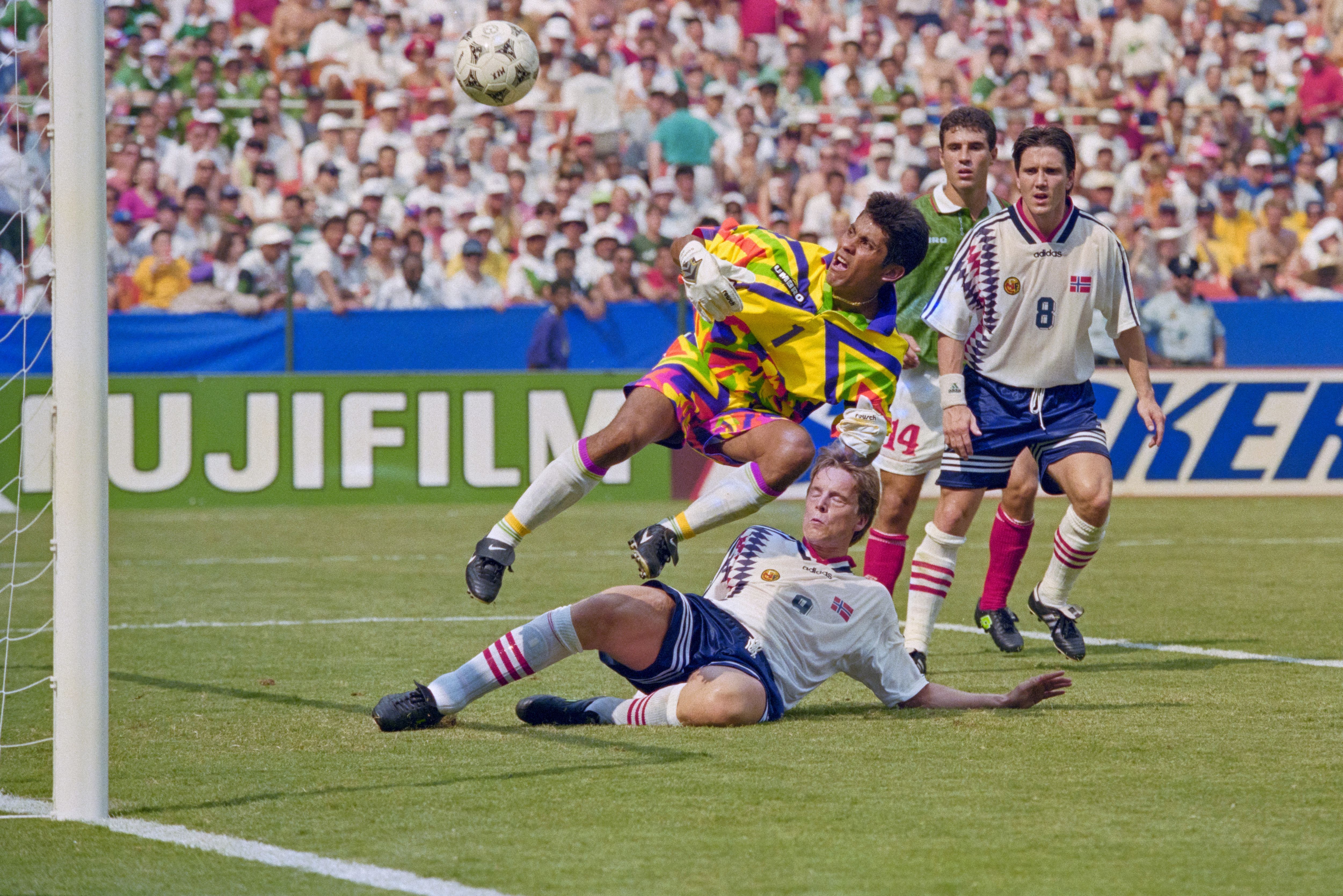 FBL-USA-WC1994-NORWAY-MEXICO