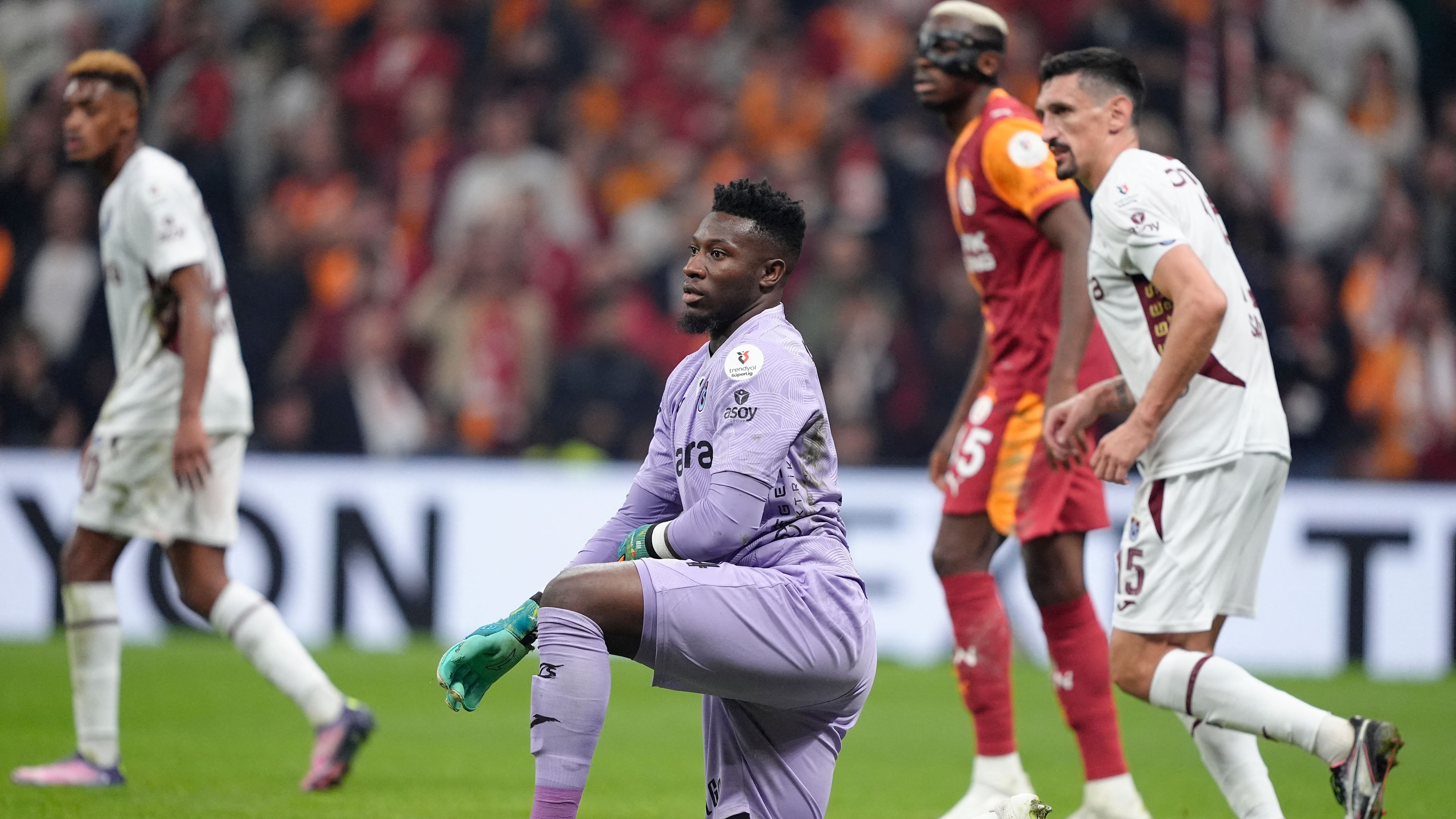 Galatasaray-v-Trabzonspor-Turkish-Super-League