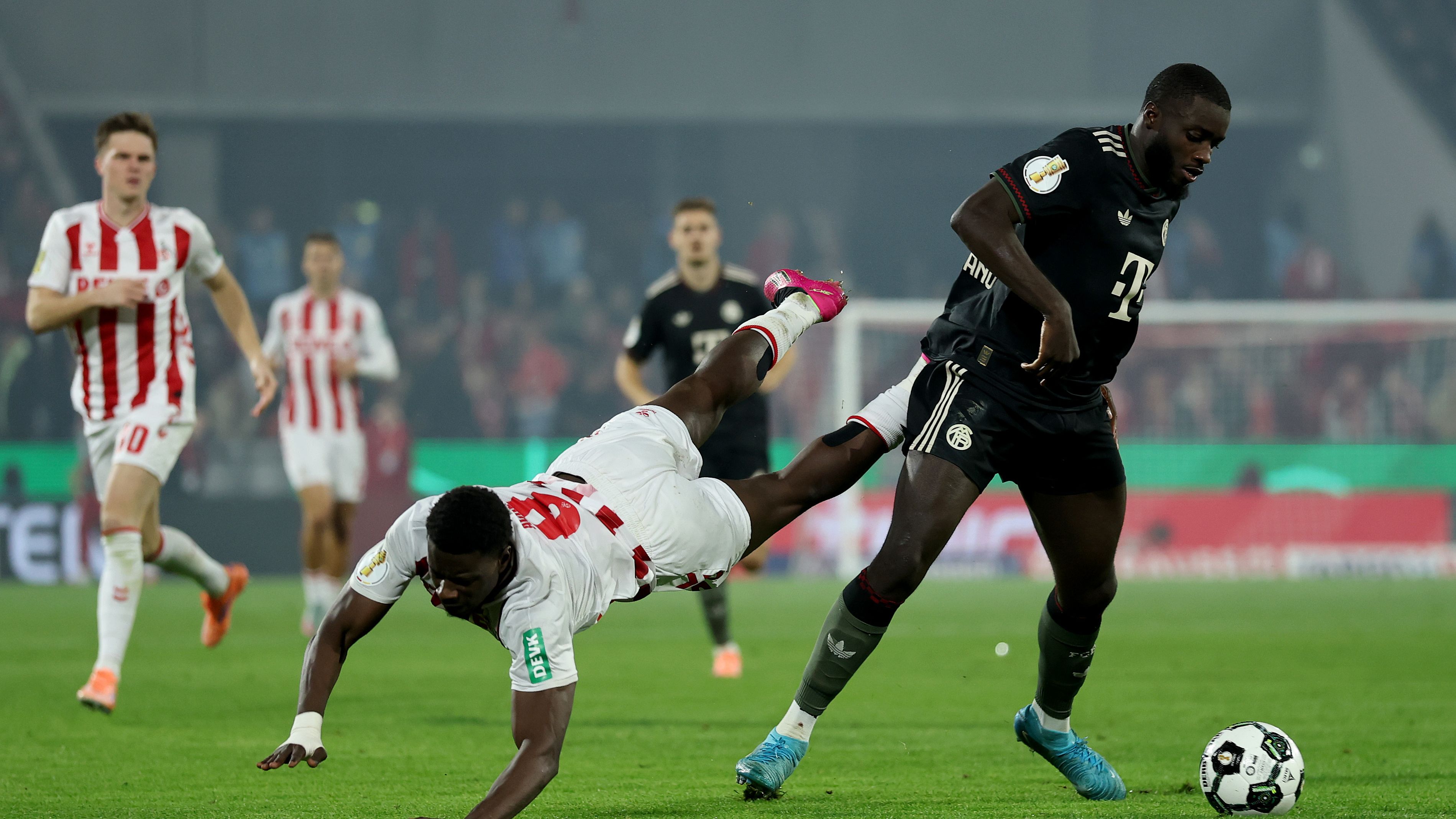 1. FC Köln v FC Bayern München - DFB Cup: Round Two