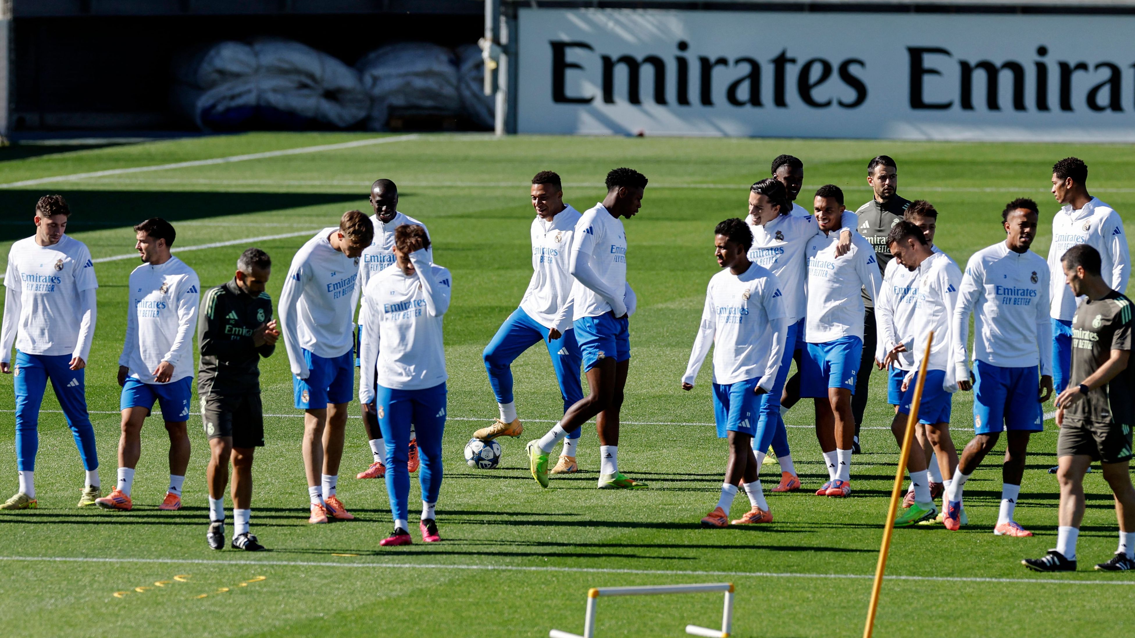 FBL-EUR-C1-REAL MADRID-TRAINING