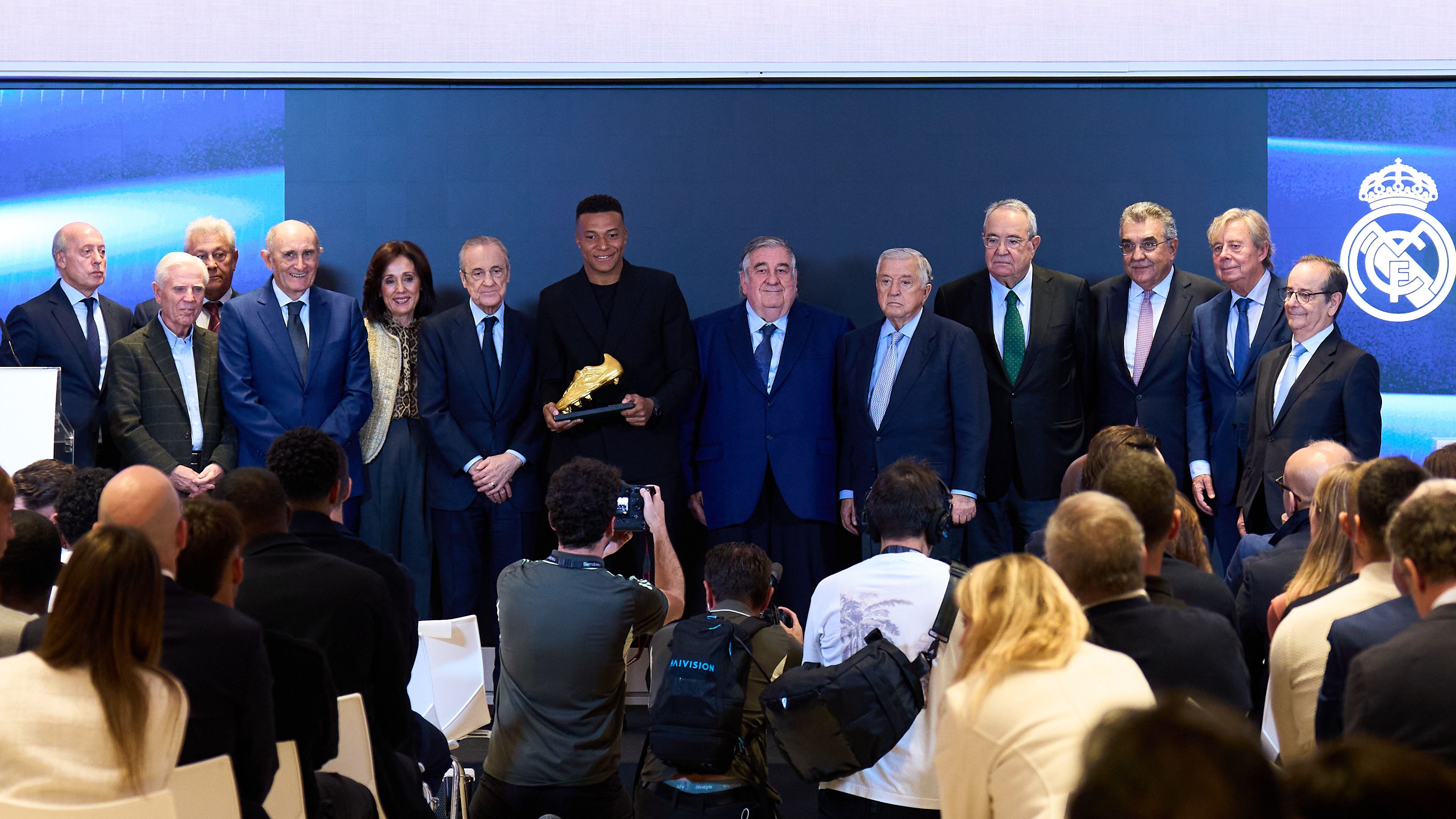 Kylian Mbappe Awarded With Golden Boot 2024-2025