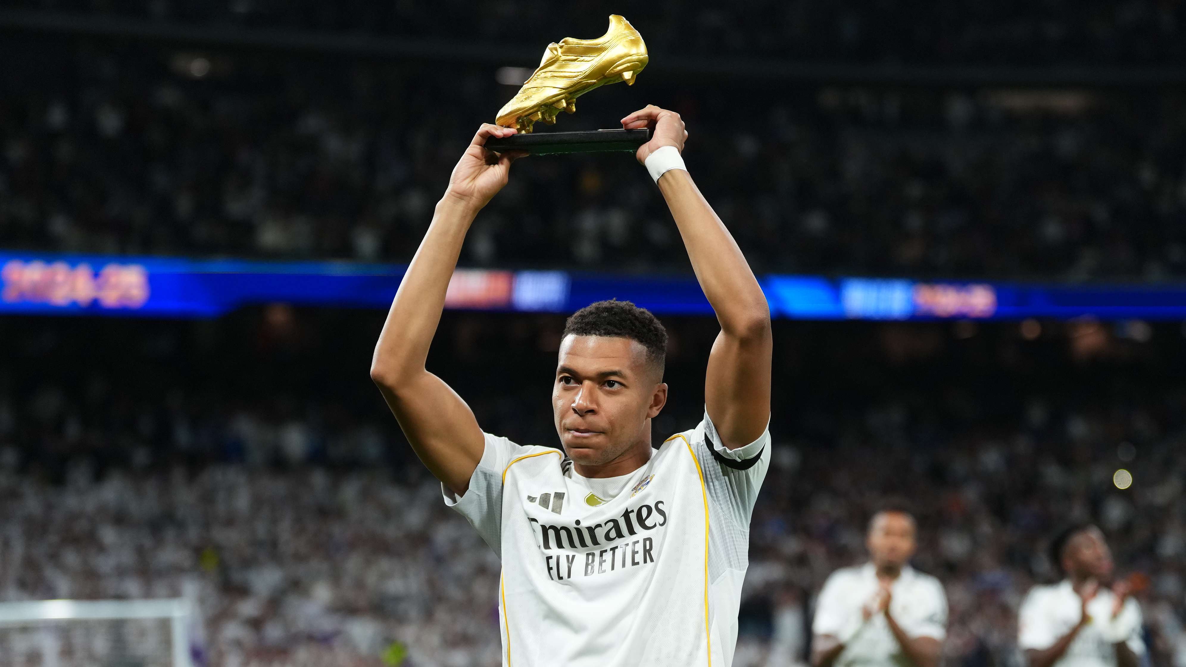 Real Madrid CF v Valencia CF - LaLiga EA Sports