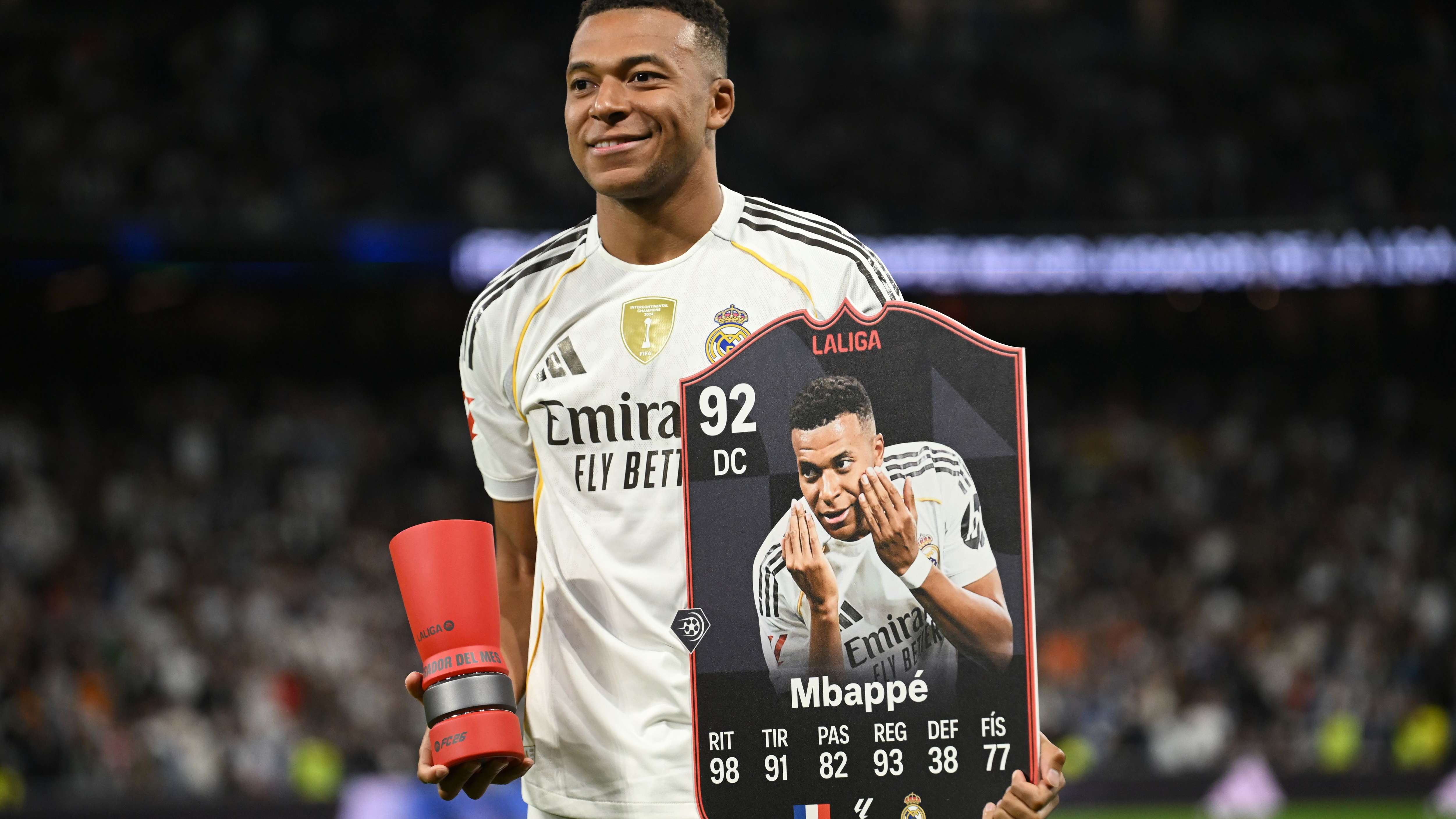 Real Madrid CF v Valencia CF - LaLiga EA Sports