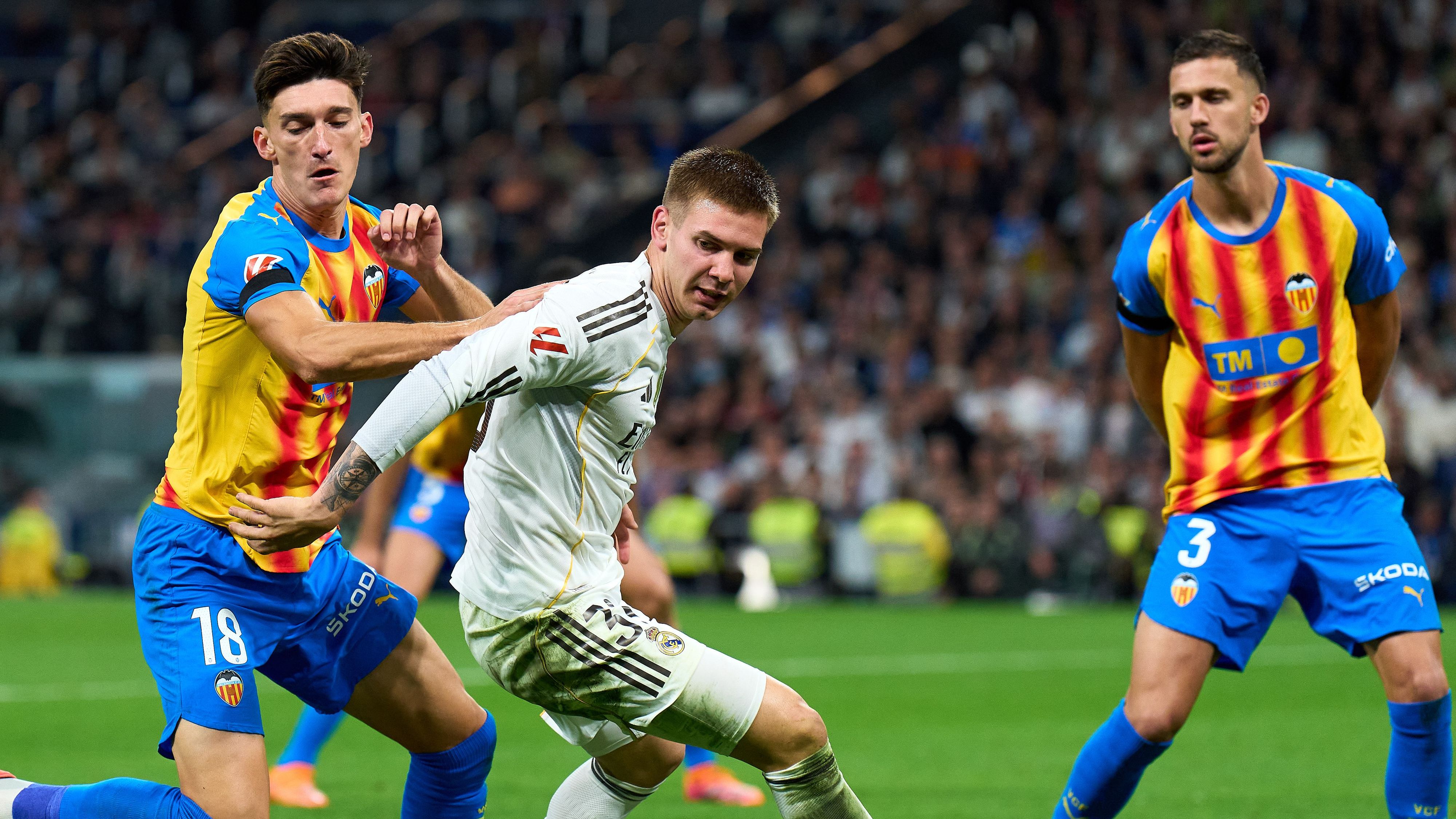Real Madrid CF v Valencia CF - LaLiga EA Sports