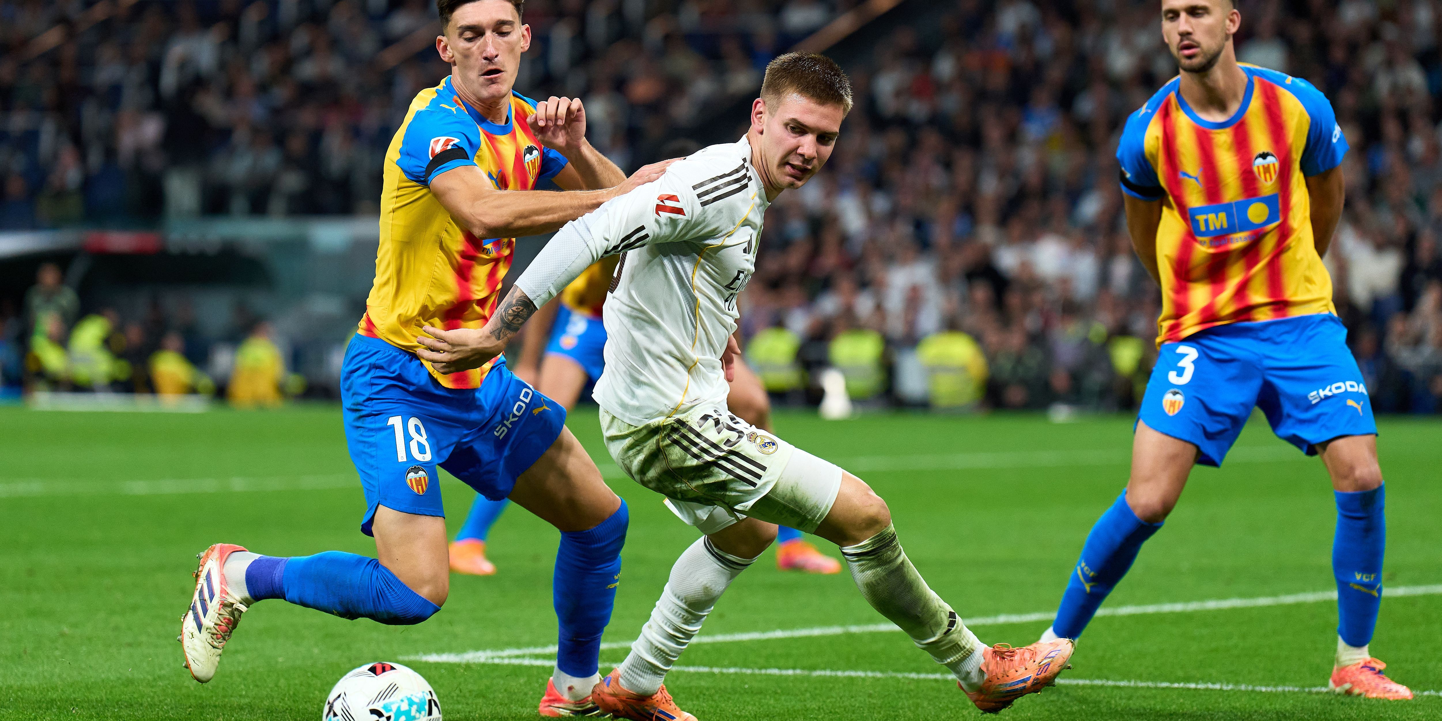 Real Madrid CF v Valencia CF - LaLiga EA Sports