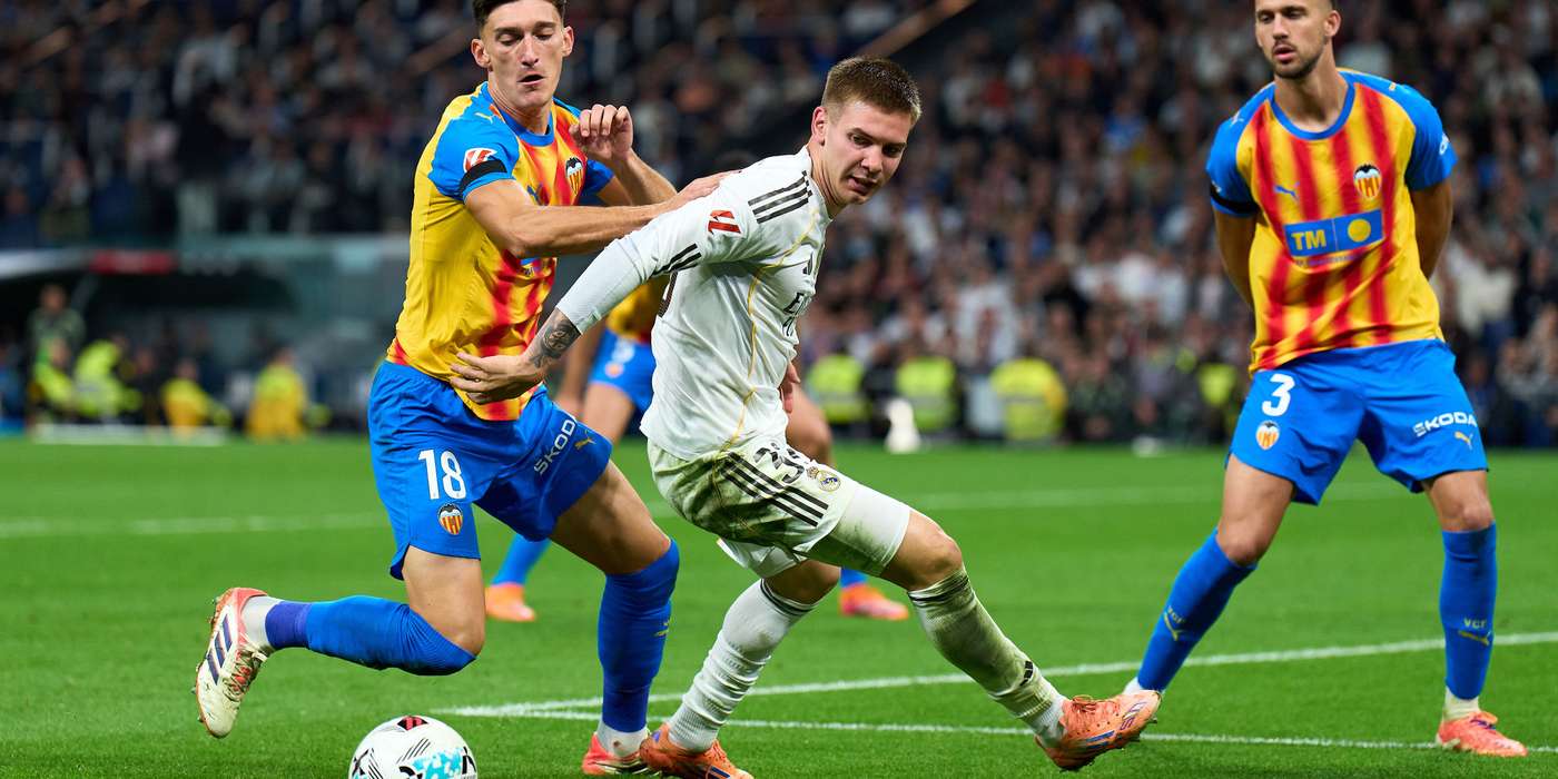 Real Madrid CF v Valencia CF - LaLiga EA Sports