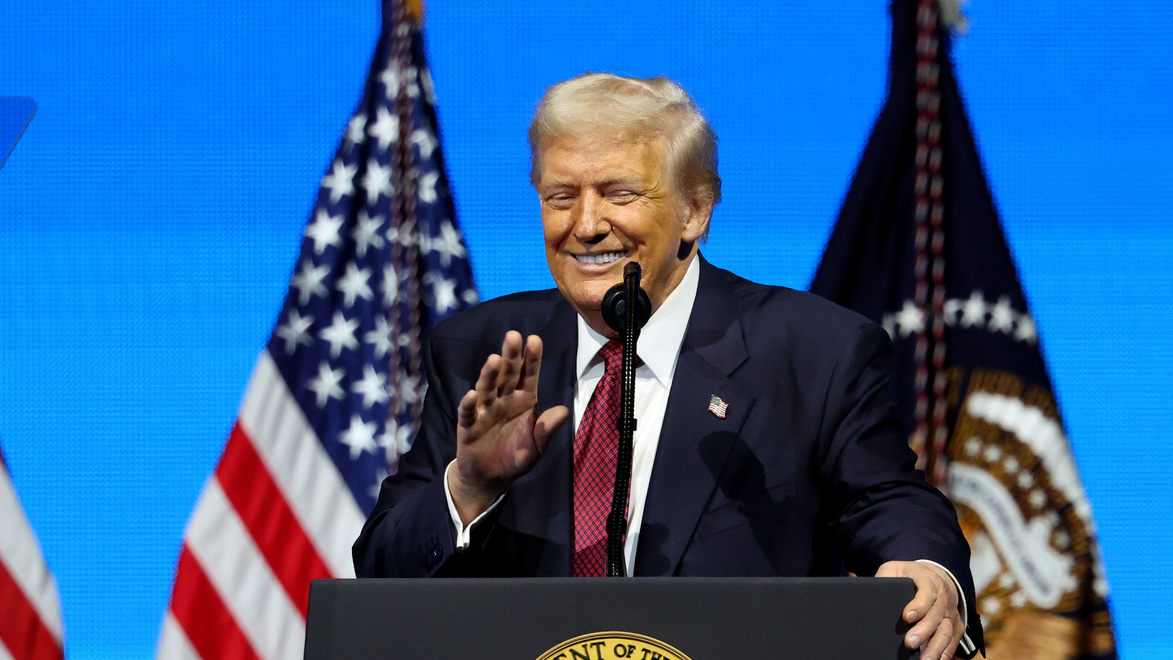 Trump no asiste al Súper Bowl LX; Bad Bunny y Green Day en el evento