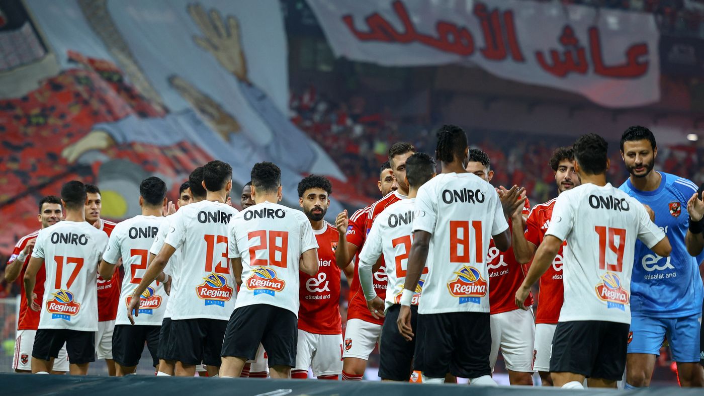 فيديو: شيكو بانزا يثير الجدل بتصرف غريب أمام زد